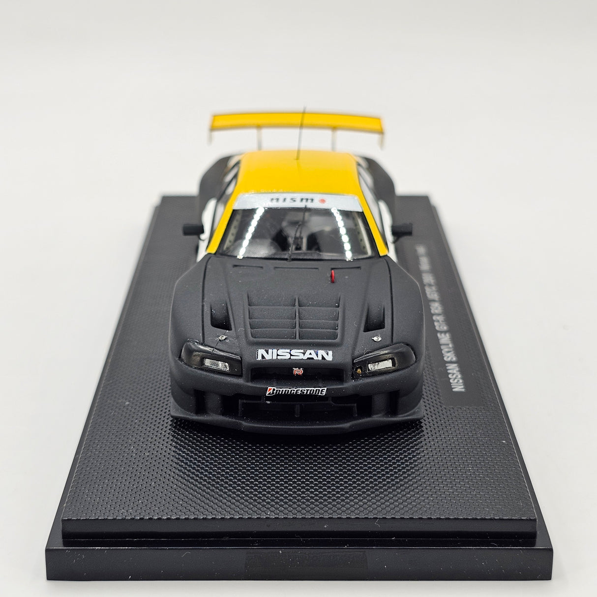 EBBRO P4 Nissan Skyline R34 GT-R NISMO JGTC GT500 2001 Test Car 1/43 Scale