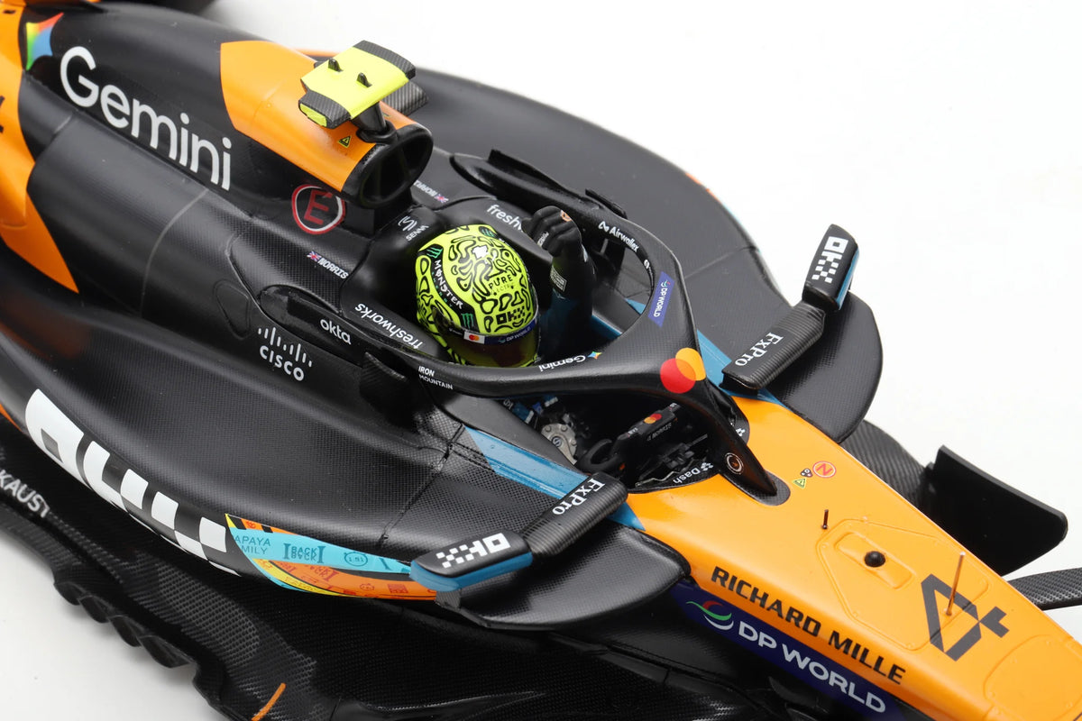 Spark McLaren MCL39 #4 Lando Norris Abu Dhabi F1 GP 2025 F1 Champion 1/18 Scale 18S1118
