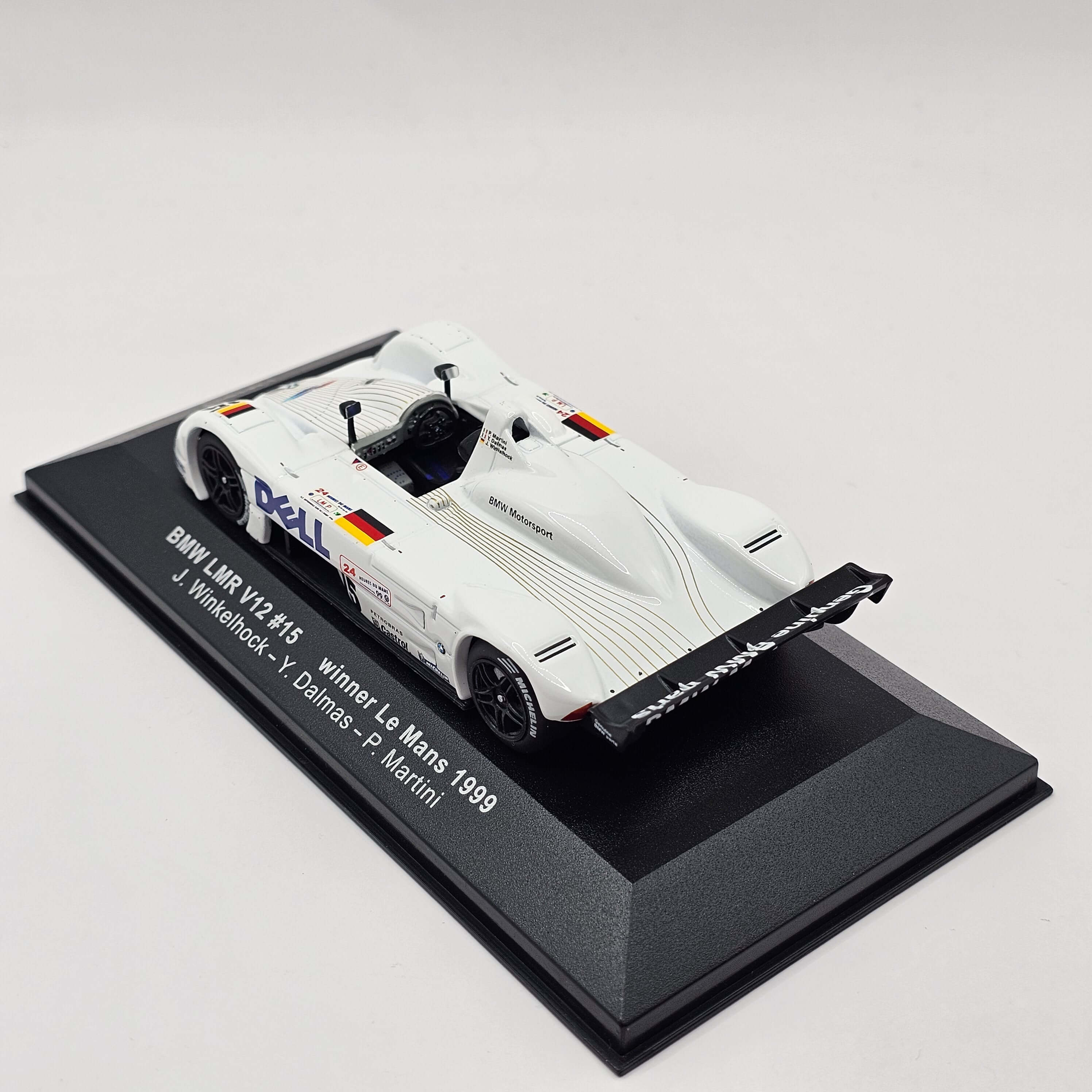 Amazon.co.jp: 京商 1/18 BMW V12 LMR 1999 LeMans Winner No.15