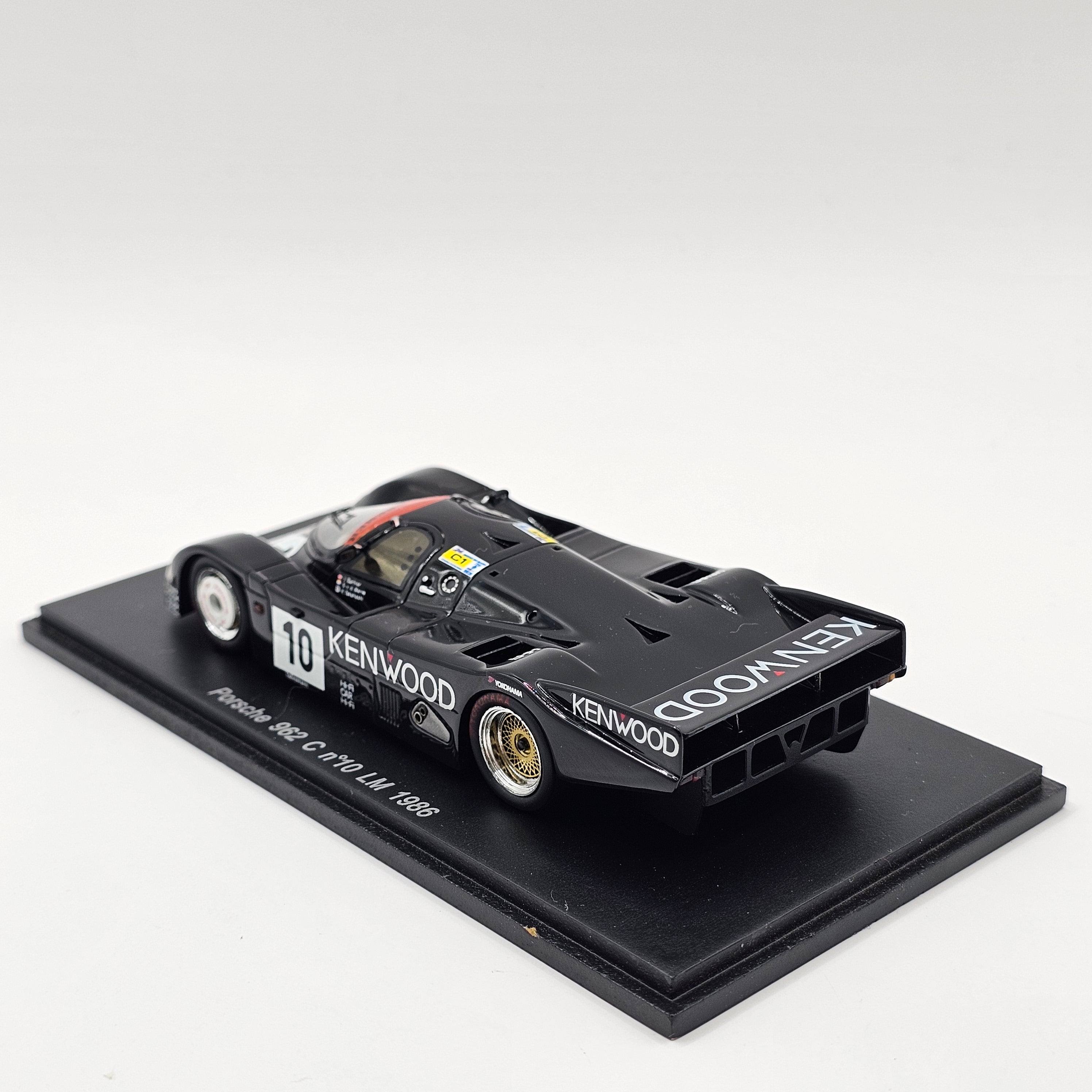Spark Porsche 962C No.10 Porsche Kremer Racing Le Mans 1986 1/43 Scale