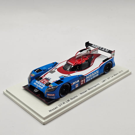 Spark Nissan GT-R LM Nismo #21 Nissan Motorsports Le Mans 2015 1/43 Scale S4640