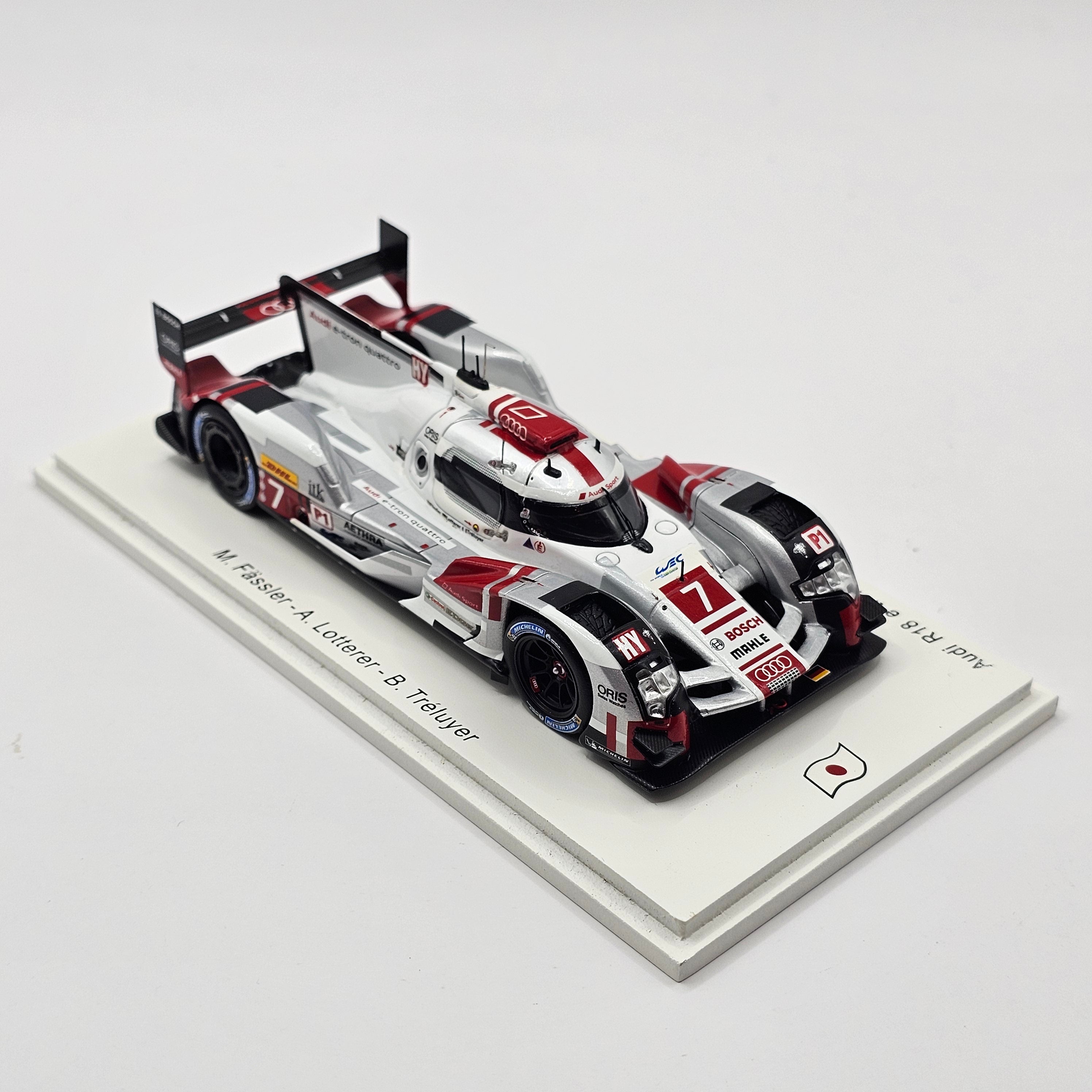ミニカー Audi R18 e-tron quattro WEC Fuji 2015 Spark Audi R18 e-tron Quattro #7 Audi Sport Team Joest 6 Hours Fuji 20
