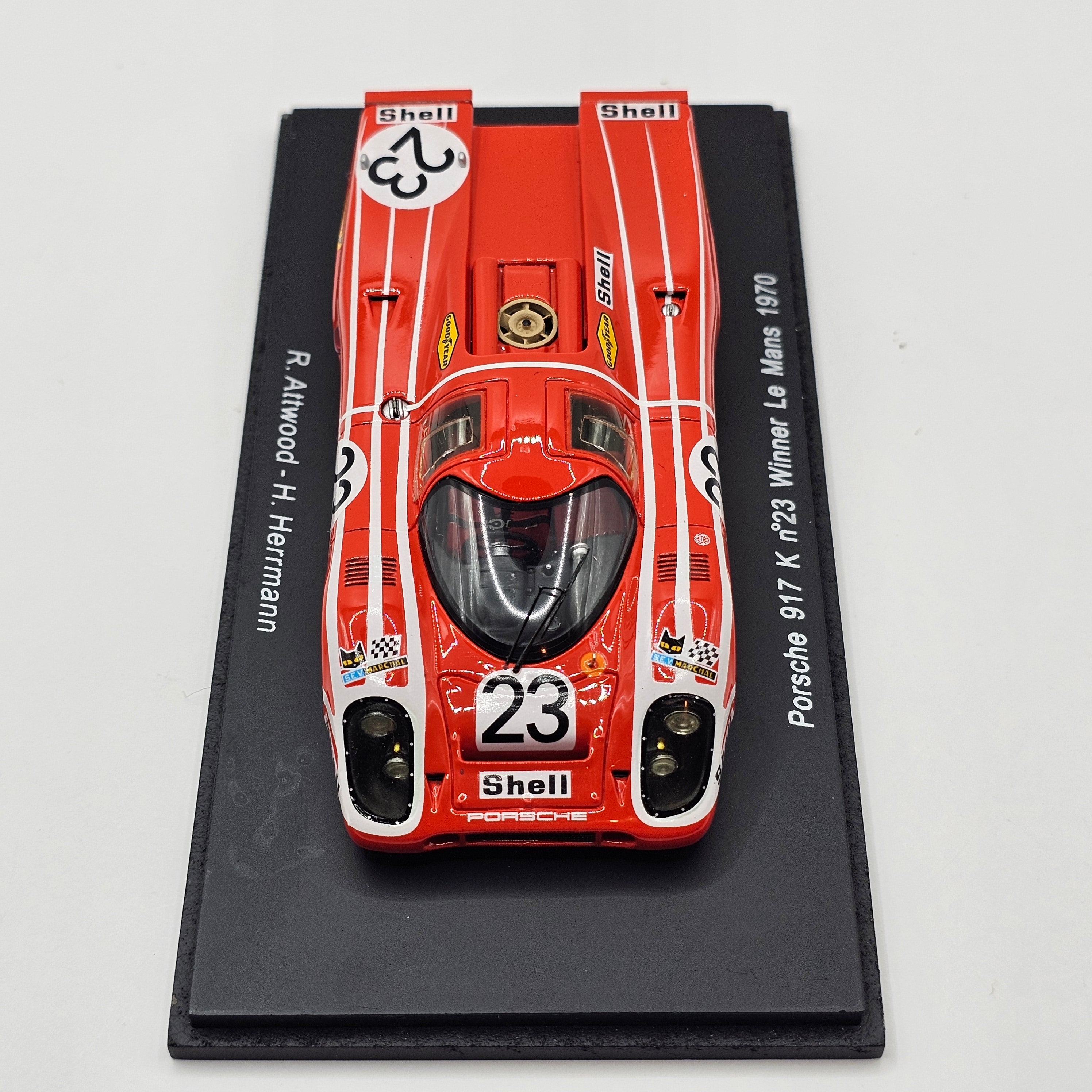 Spark Porsche 917 K #23 Porsche Konstruktionen Le Mans 1970 Winner 1/4