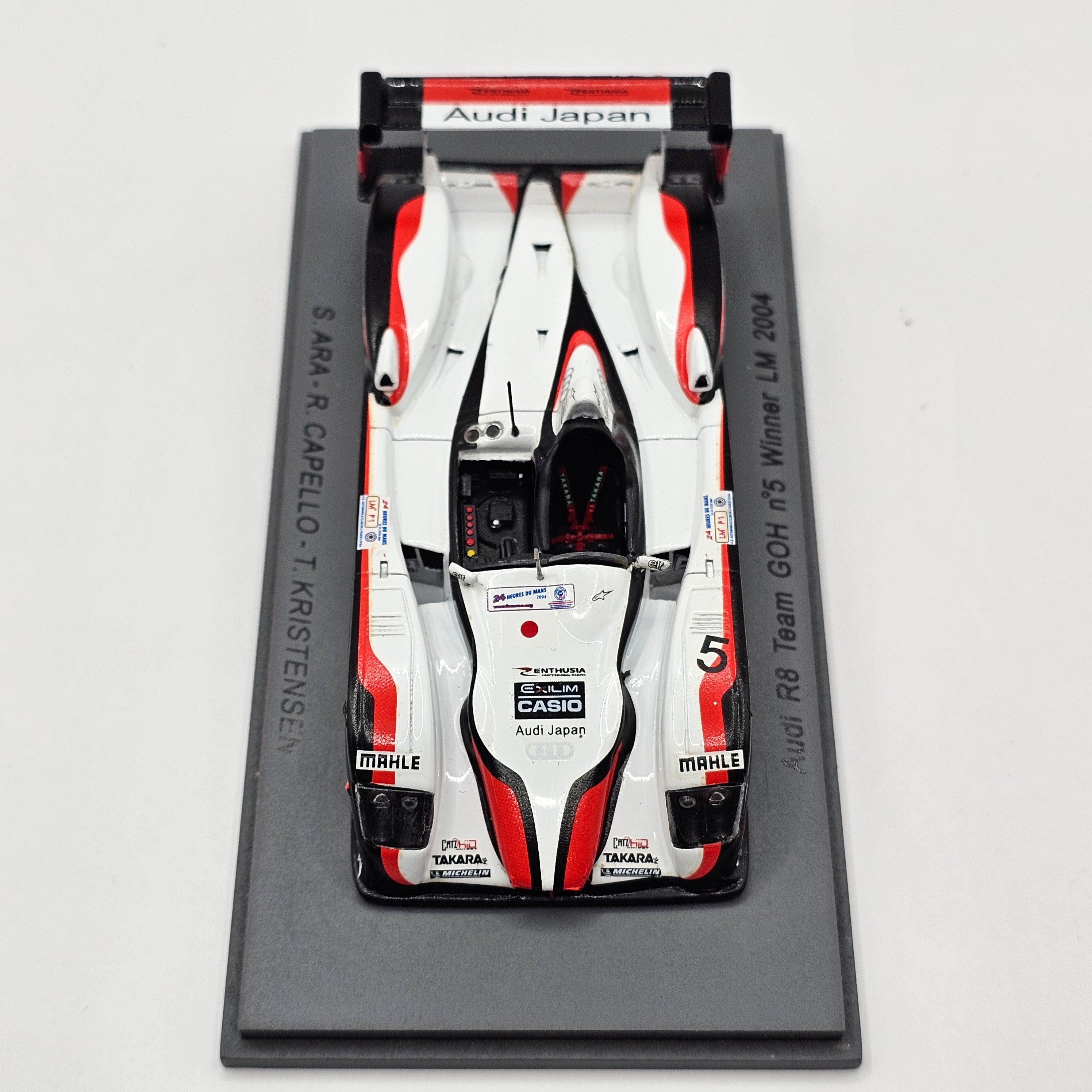 Spark Audi R8 #5 Team Audi Sport Japan GOH Le Mans 2004 Winner 1/43 Sc