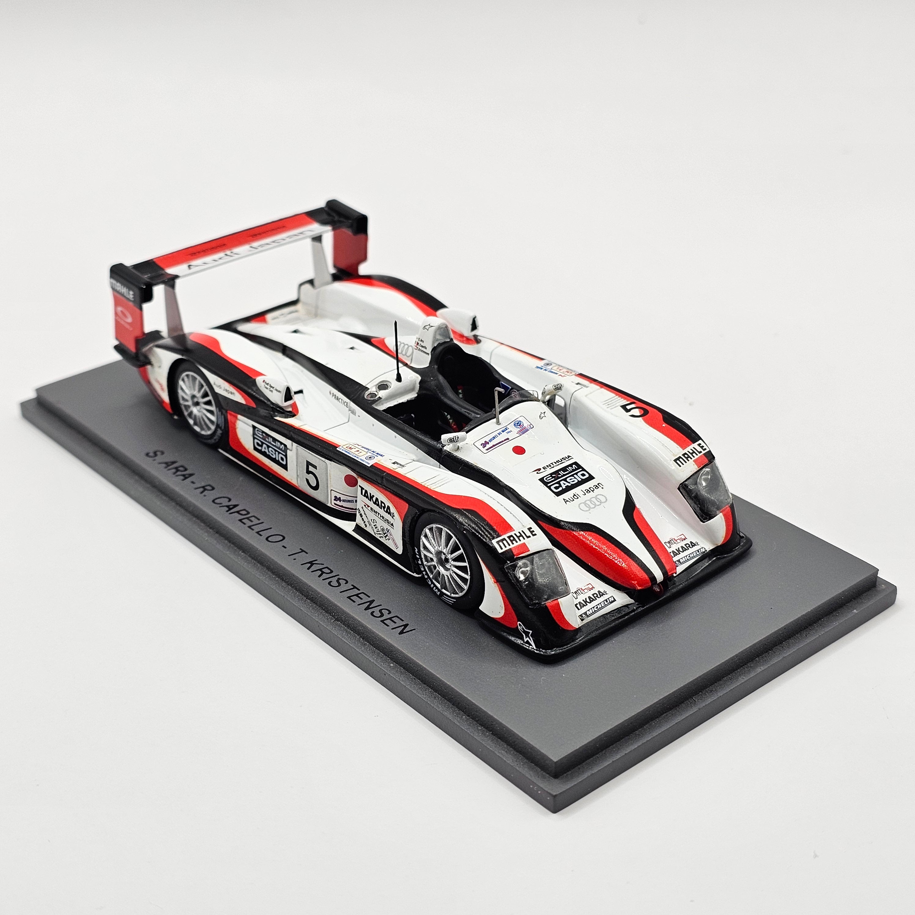 Spark Audi R8 #5 Team Audi Sport Japan GOH Le Mans 2004 Winner 1/43 Sc