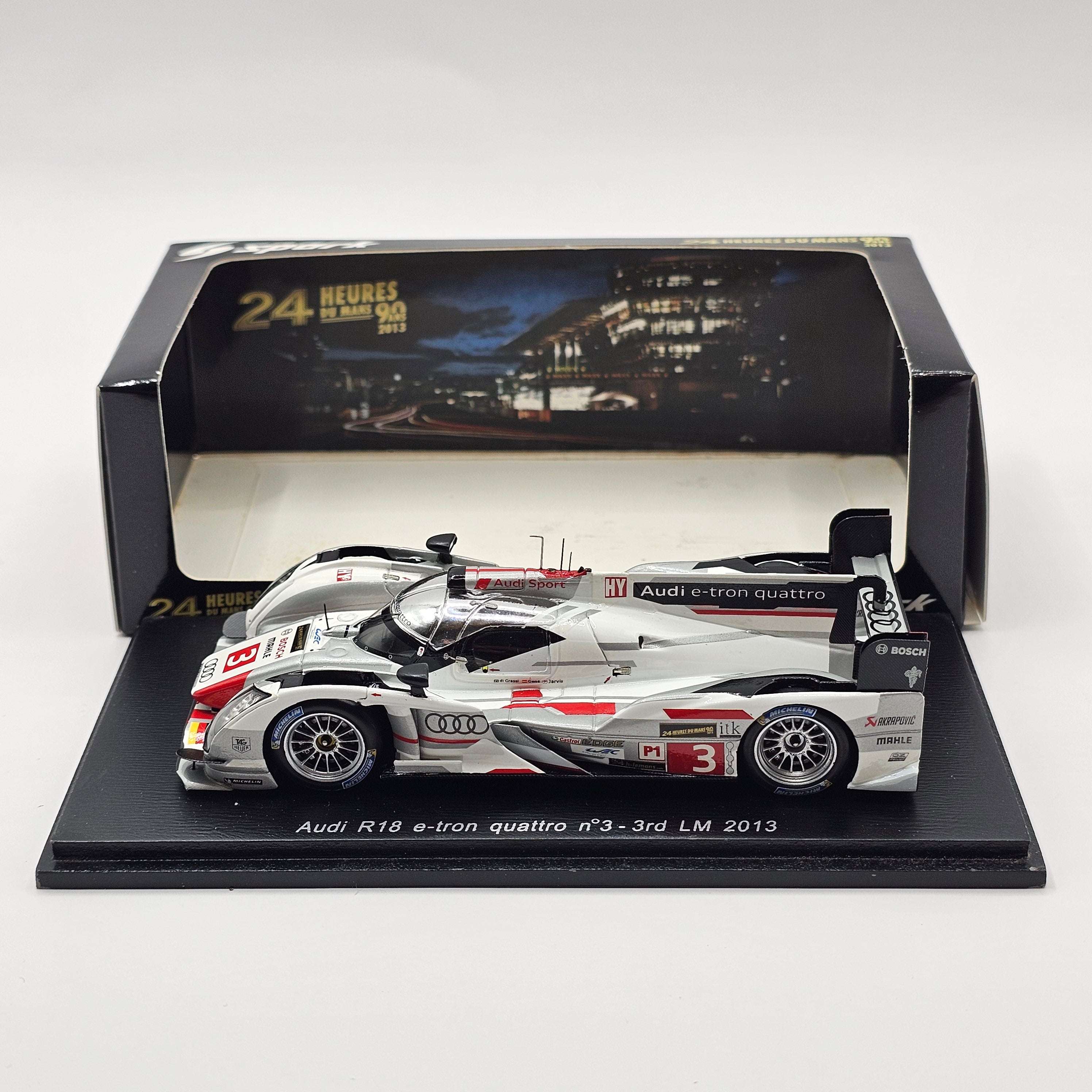 SPARK 1:43 Audi R18 e-tron quattro Le Mans Winner 2014 j | eBay