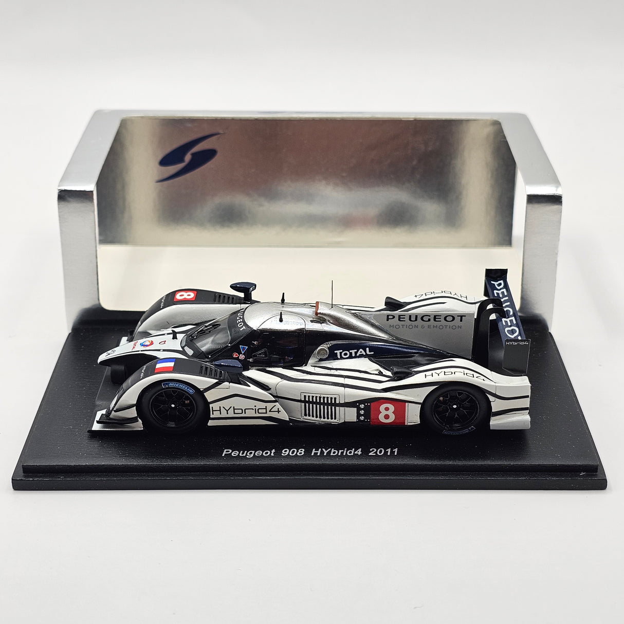 Spark Peugeot 908 Hybrid 4 #8 LMP Prototype 2011 1/43 Scale S2591