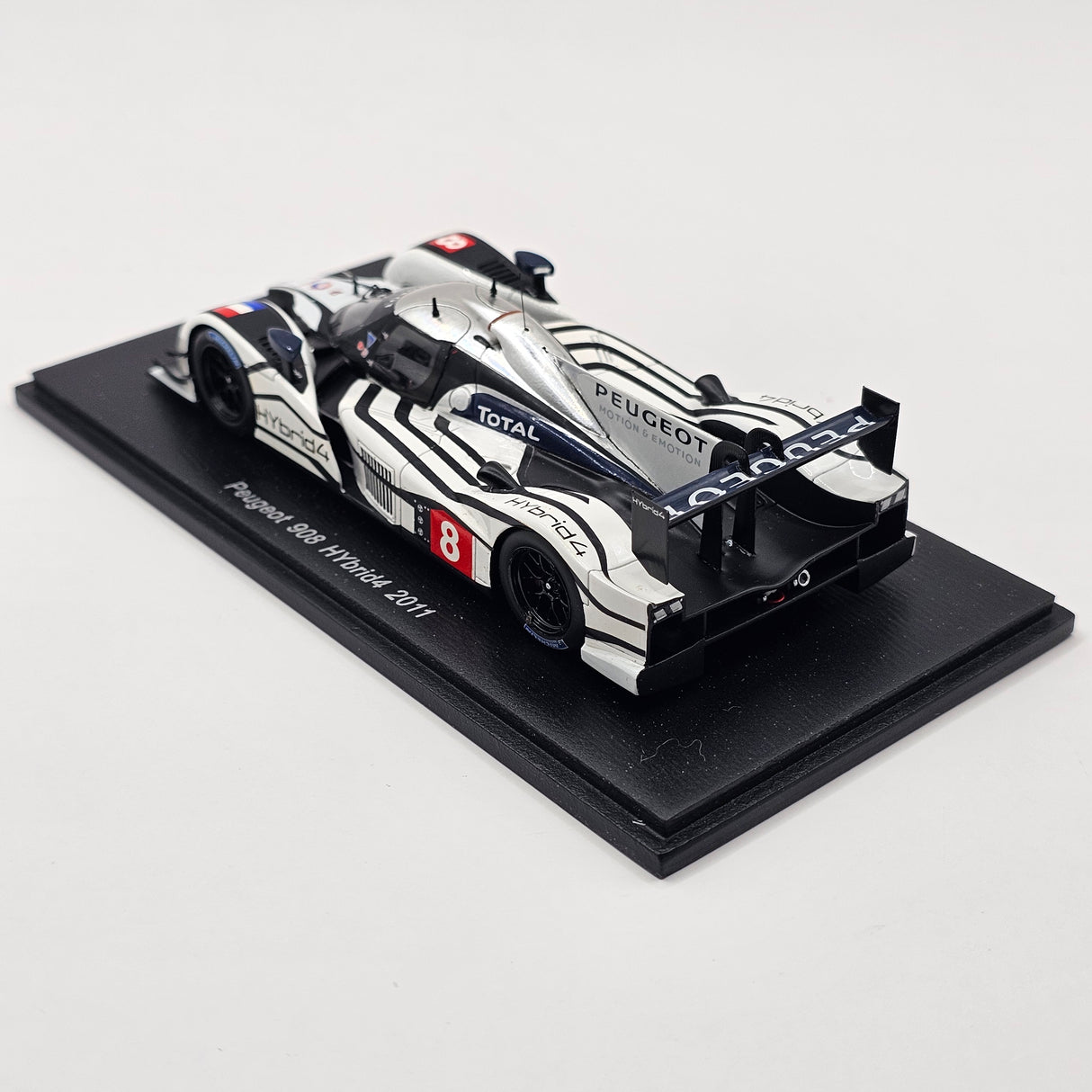 Spark Peugeot 908 Hybrid 4 #8 LMP Prototype 2011 1/43 Scale S2591