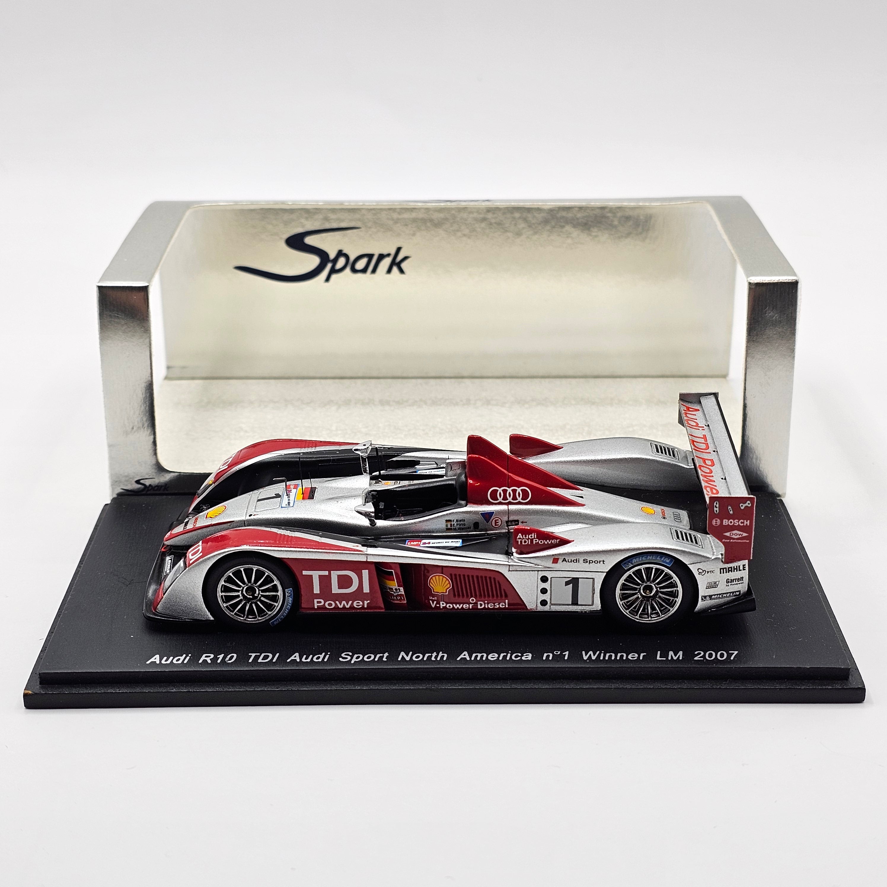 スパーク 1/43 アウディ R10 TDI LM2007 No.1 優勝 Spark Audi R10 TDI #1 Audi Sport North America Le Mans 2007 Winner 1/4