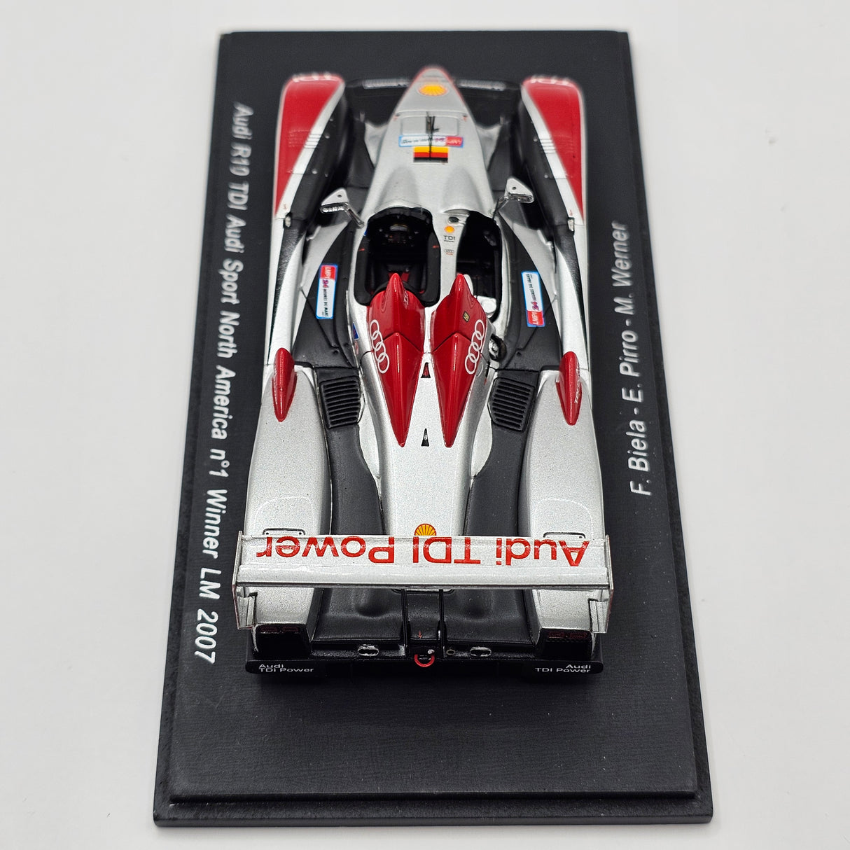 Spark Audi R10 TDI #1 Audi Sport North America Le Mans 2007 Winner 1/43 Scale S0681