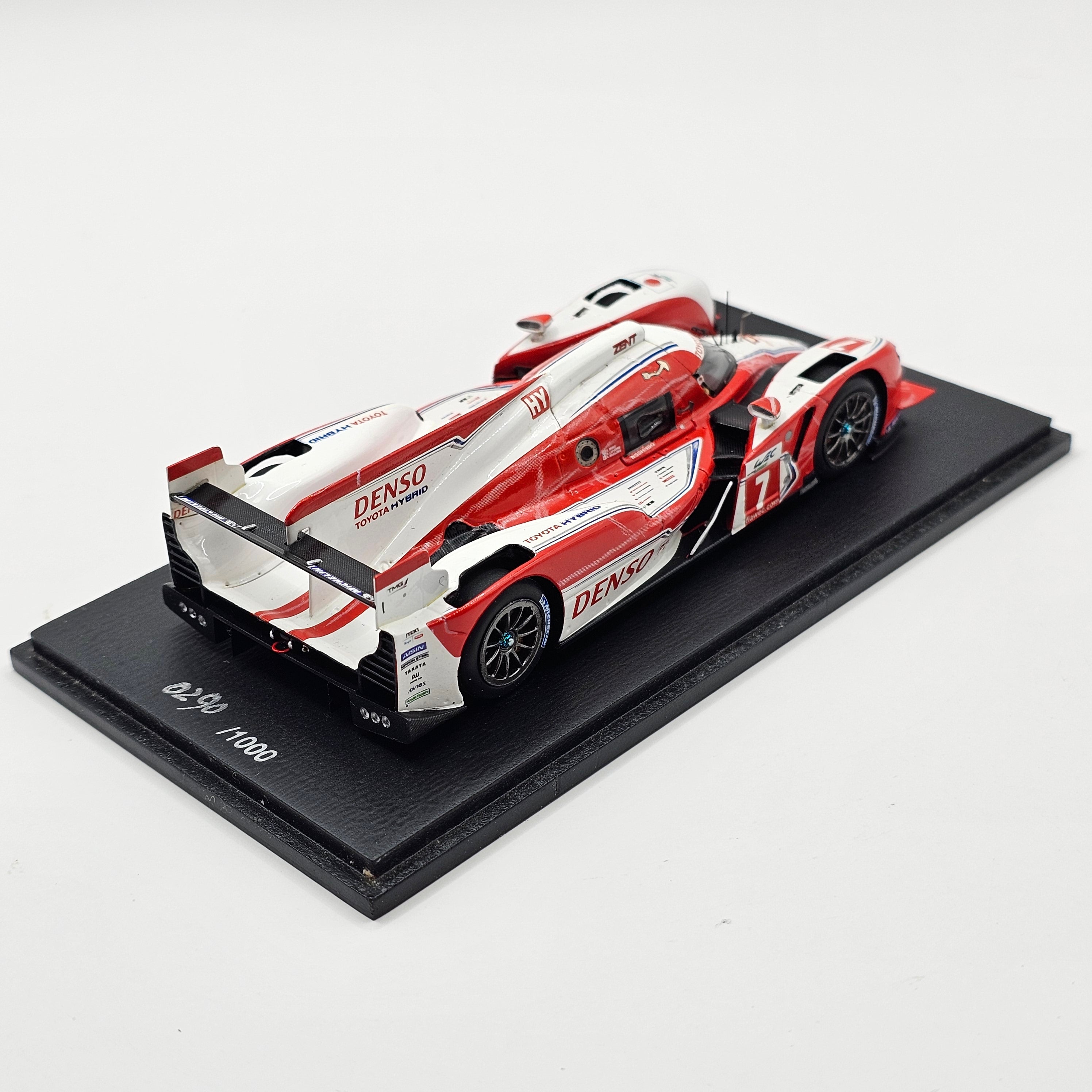 スパーク 1/43 トヨタ TS030 HYBRID LM2012 No.7 Spark Toyota TS030 Hybrid #7 Toyota Racing Le Mans 2013 1/43 Scale S23