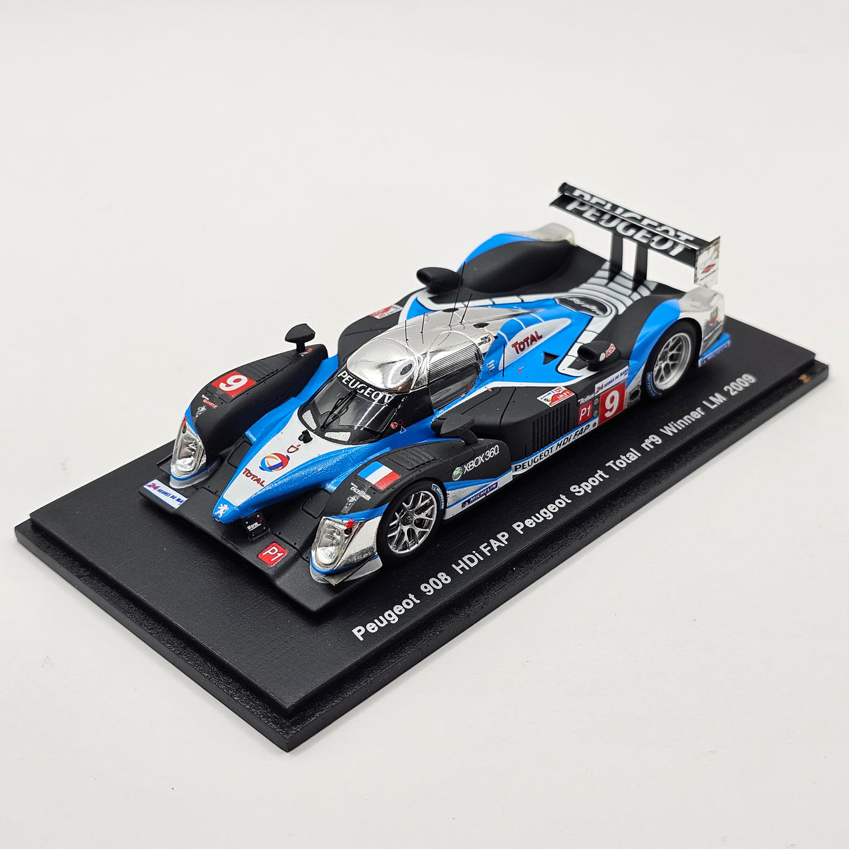 Spark Peugeot 908 HDI FAP #9 Peugeot Sport Total Le Mans 2009 Winner 1/43 Scale