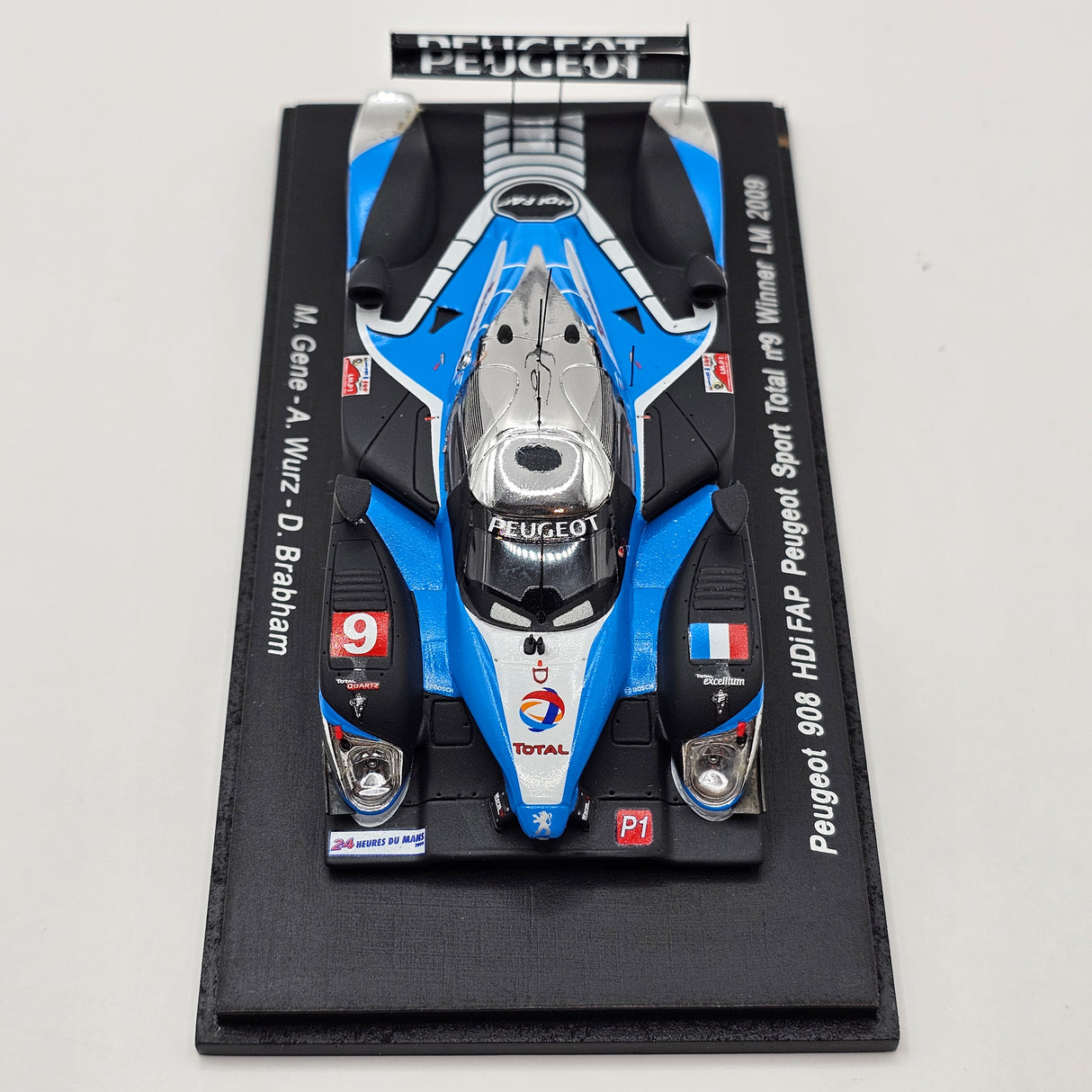 Spark Peugeot 908 HDI FAP #9 Peugeot Sport Total Le Mans 2009 Winner 1/43 Scale