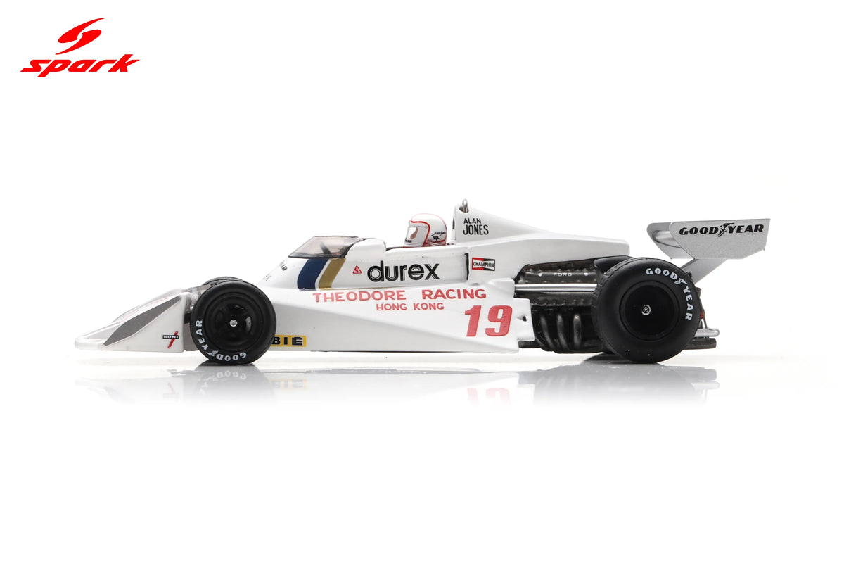 Spark Surtees TS19 #19 Alan Jones 1976 Japanese F1 Grand Prix 1/43 Scale