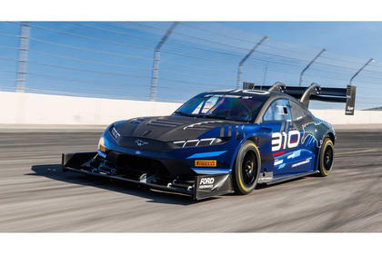 Spark Ford Super Mustang Mach-E Romain Dumas Pikes Peak 2025 1/43 Scale