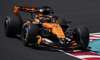 Spark McLaren Mastercard F1 Team MCL40 No.81 Piastri 2nd Japanese GP 2026 1/43 Scale
