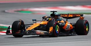 Spark McLaren MCL39 #81 Oscar Piastri Spanish F1 GP 2025 Winner 1/43 Scale S9621