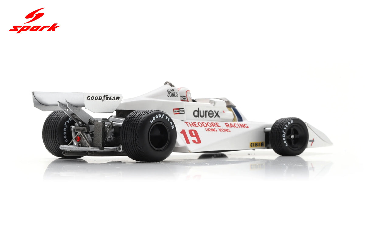 Spark Surtees TS19 #19 Alan Jones 1976 Japanese F1 Grand Prix 1/43 Scale