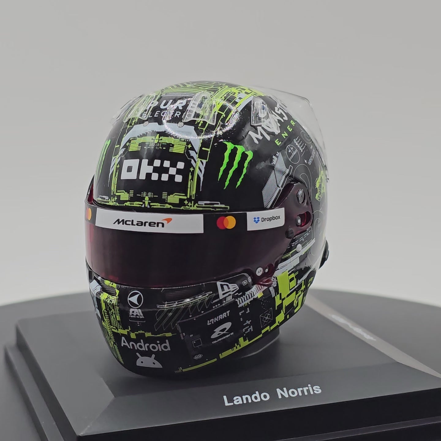 スパーク1/5 ヘルメットLando Norris 2019 Lando Norris Helmet 2019 Season Helmet McLaren F1 Team - Spark 1:5
