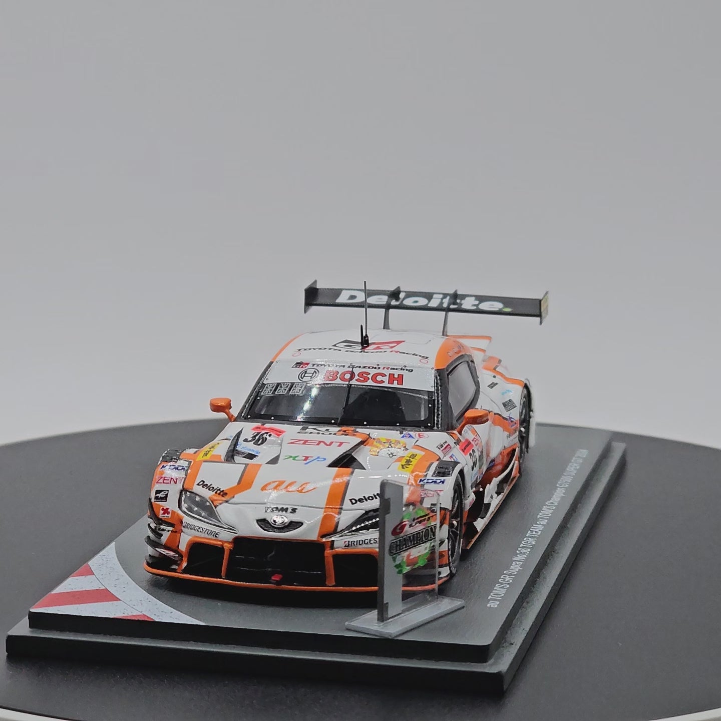 SPARK 1/43 2024 SUPERGT チャンピオン auトムススープラ Sparkモデルカー】『au TOM'S GR Supra』のチャンピオン獲得記念モデル