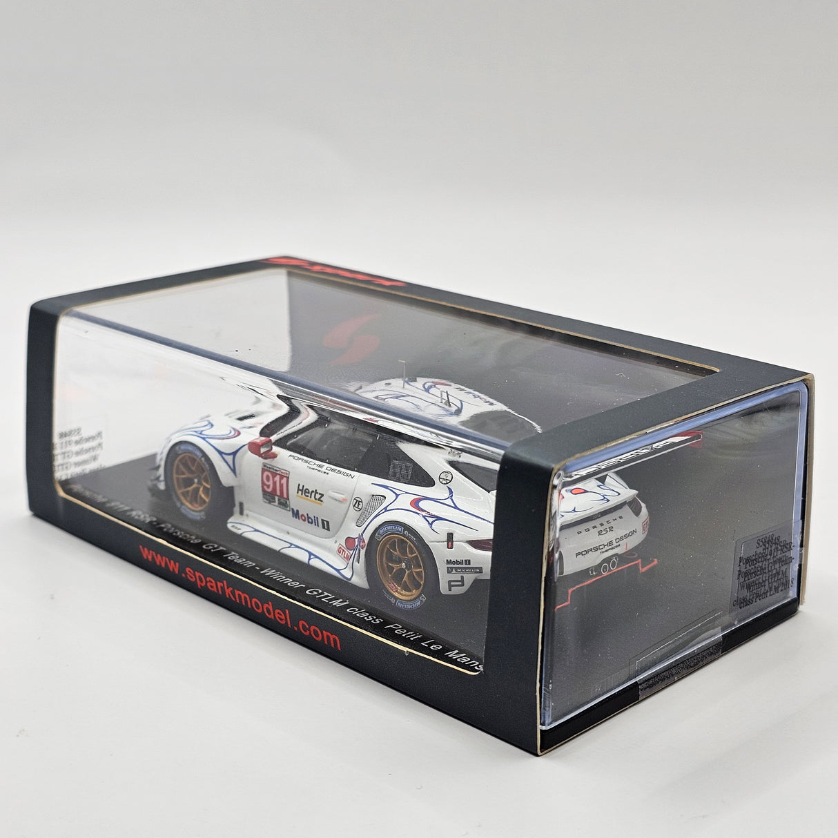 Spark Porsche 911 RSR #911 Porsche GT Team GTLM Winner Petit Le Mans 2018 1/43 Scale