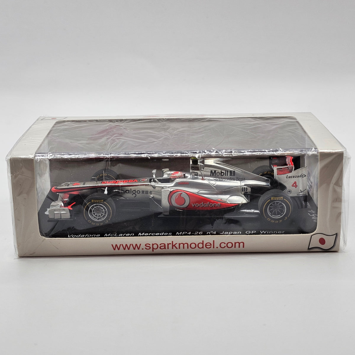 Spark McLaren MP4/26 Vodafone #4 Jenson Button Winner Japan F1 GP 2011 1/43 Scale