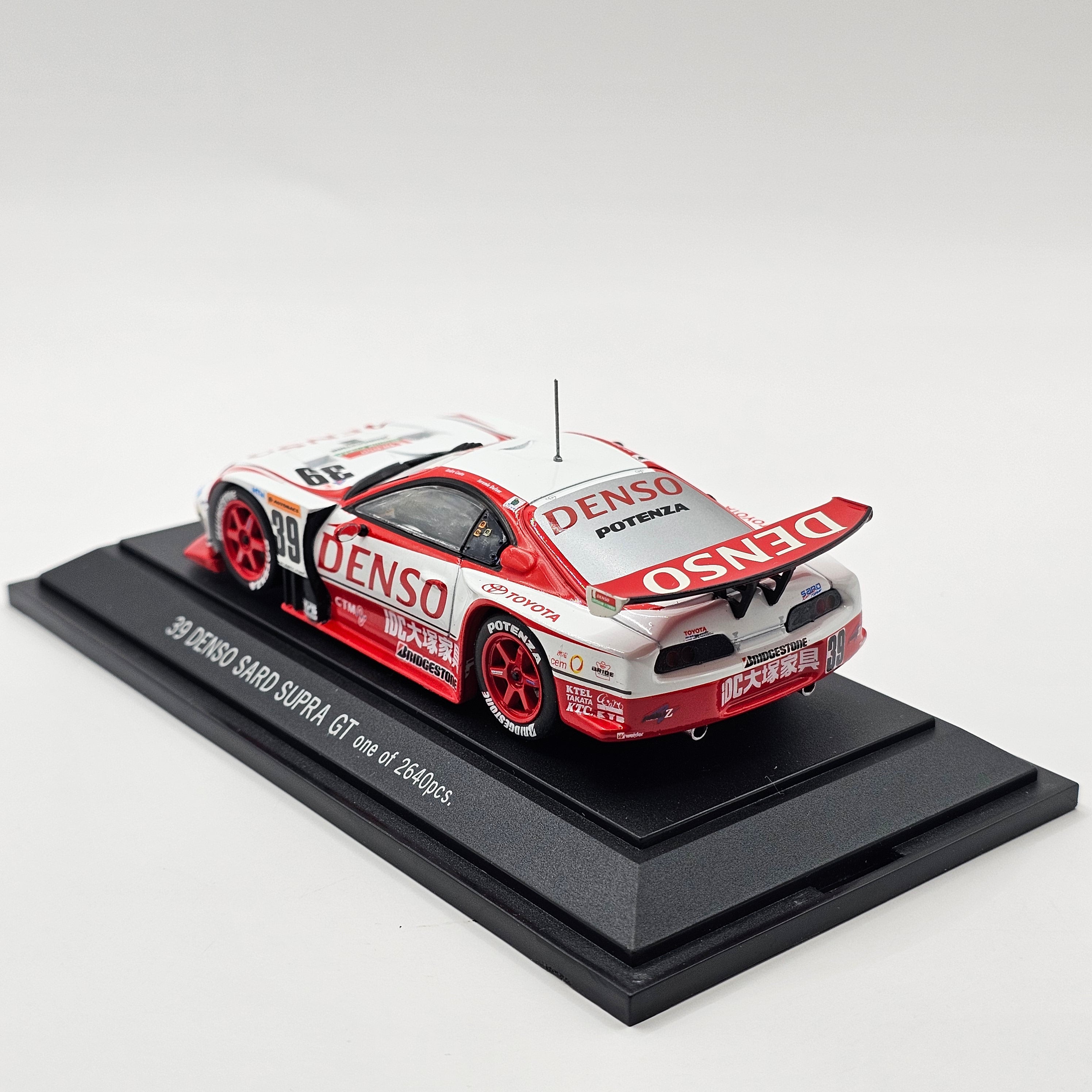 EBBRO Toyota Supra #39 Denso Toyota Team SARD JGTC GT500 2004 1/43 Sca