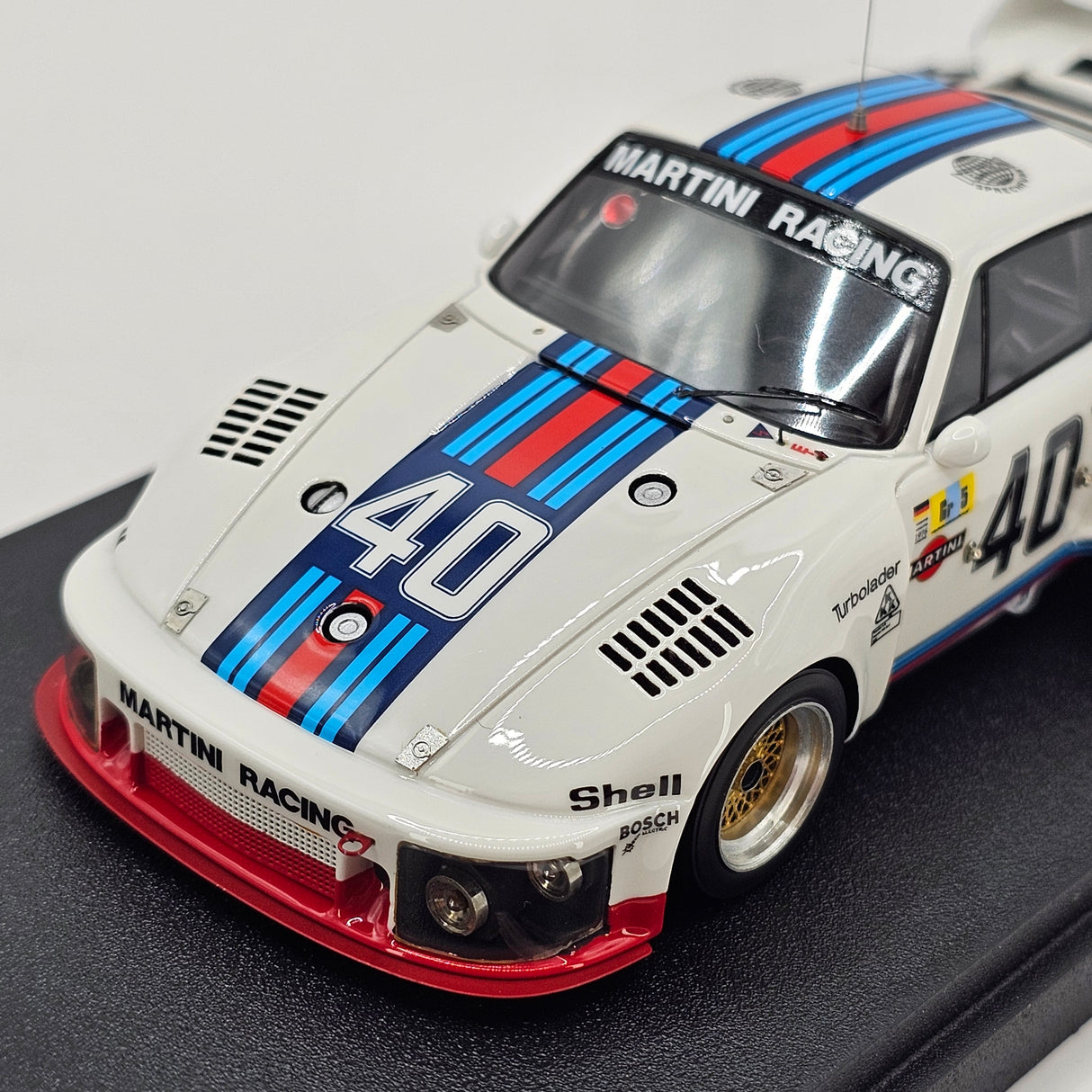 Make Up Eidolon Porsche 935 Turbo #40 Martini Racing Porsche 24Hrs Le Mans 1976 1/43 Scale