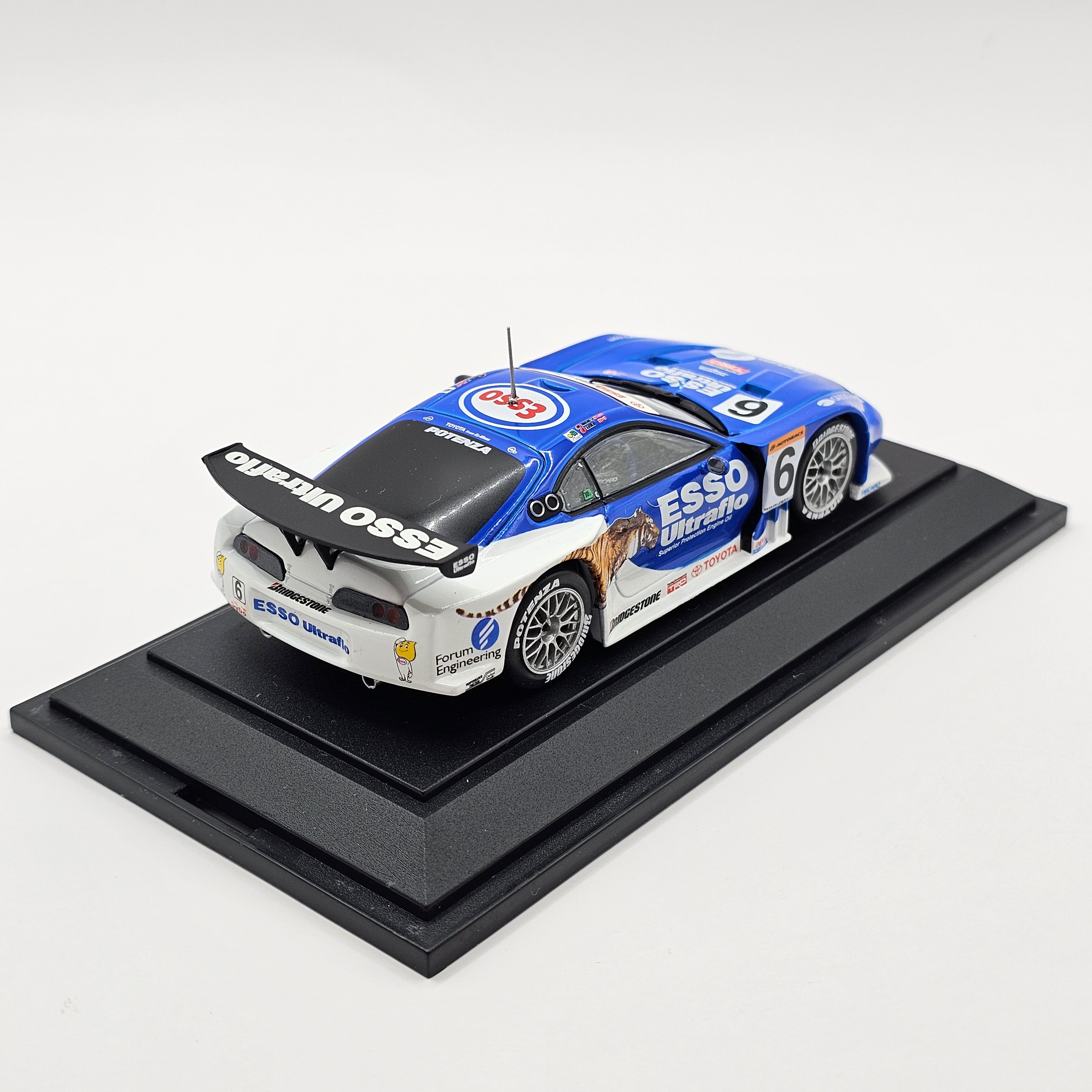 EBBRO Toyota Supra #6 Esso Toyota Team LeMans 2004 JGTC GT500 1/43 Sca