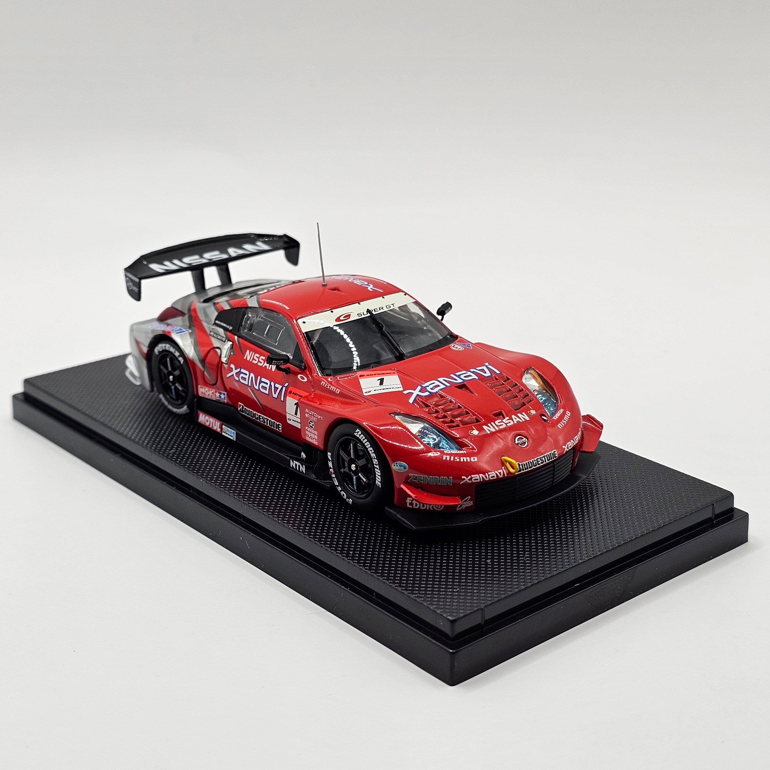EBBRO Nissan Z #1 Xanavi Nismo Super GT GT500 2005 1/43 Scale