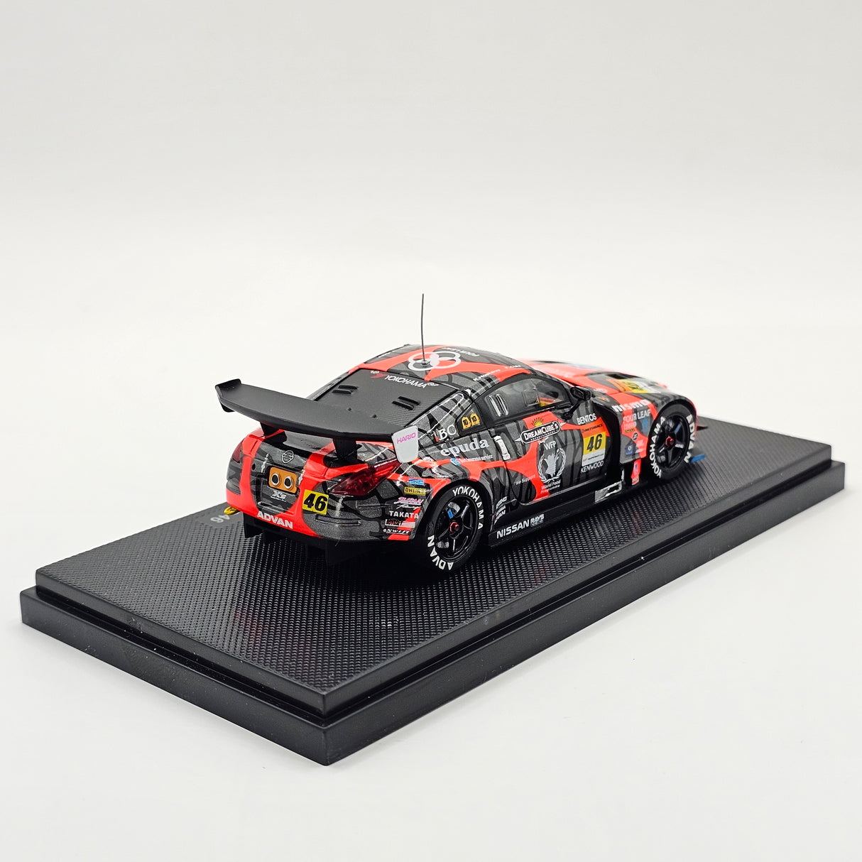 EBBRO Nissan Fairlady Z #46 Advan Team MOLA Super GT GT300 2005 1/43 Scale