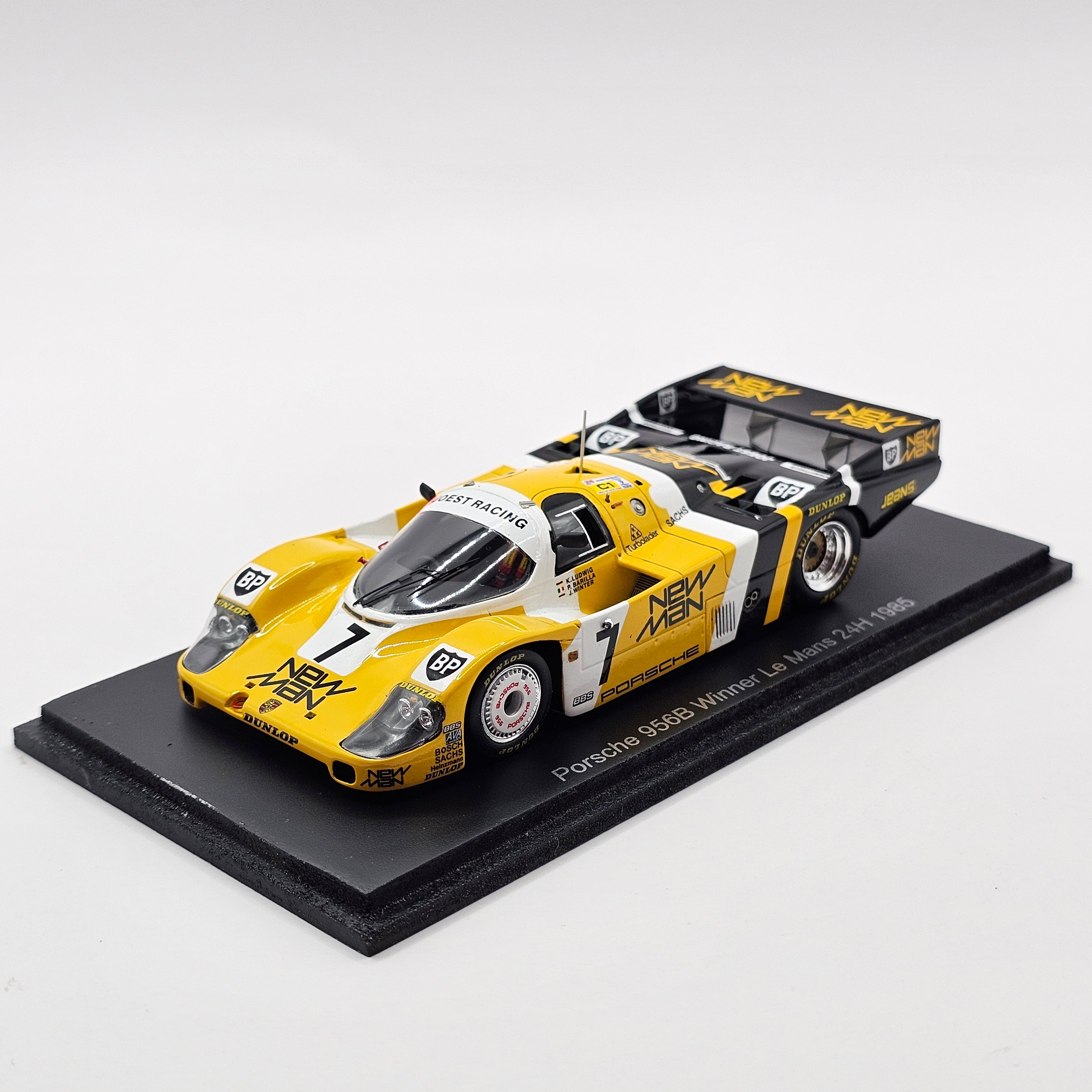 Spark Porsche 956B #7 NewMan Joest Racing 24Hrs Le Mans 1985 Winner 1/