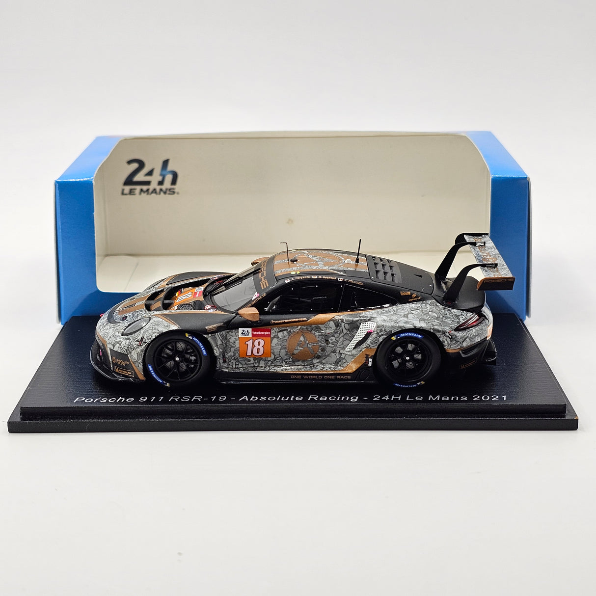 Spark Porsche 911 RSR-19 #18 Absolute Racing 24Hrs Le Mans 2021 1/43 Scale S8265
