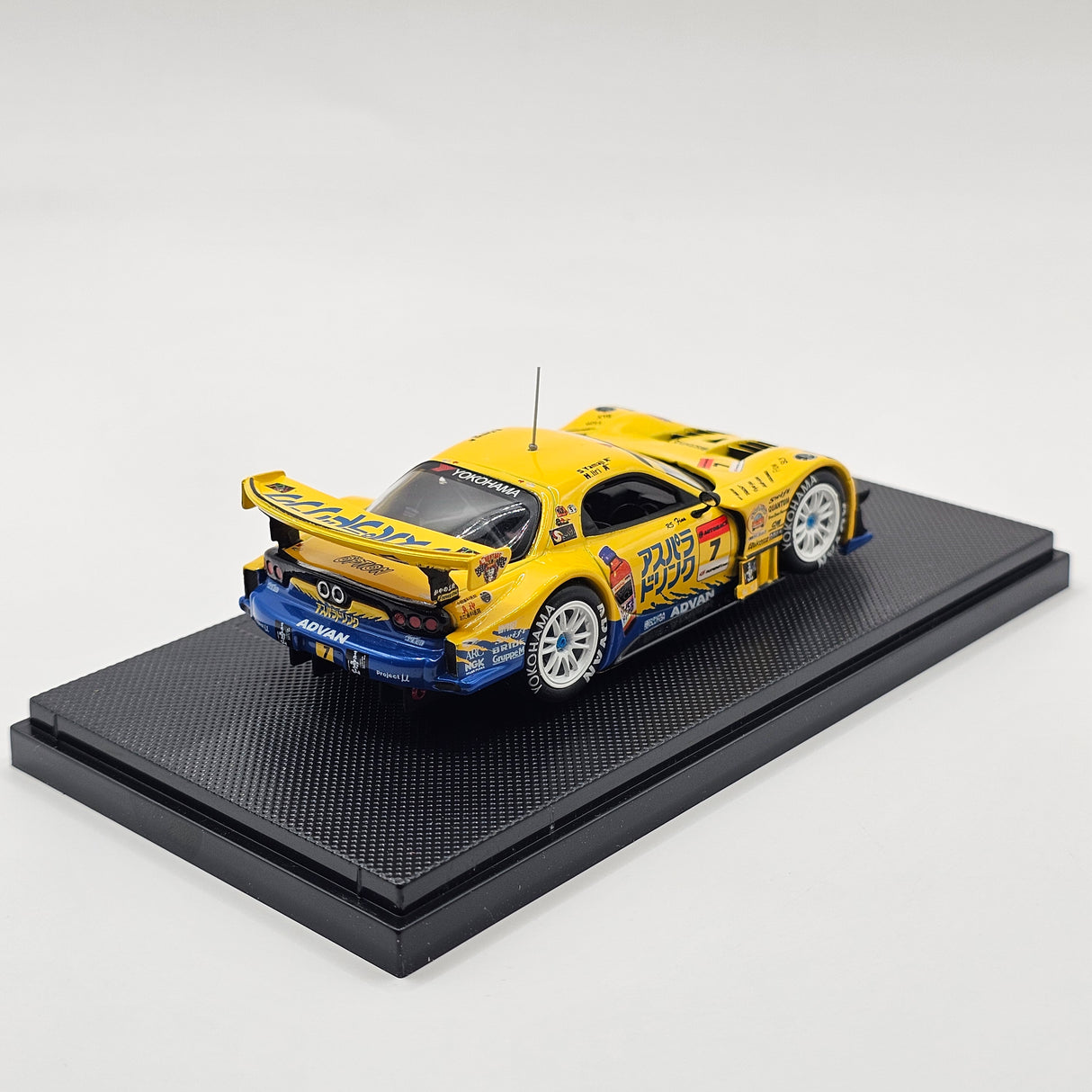 EBBRO Mazda RX7 #7 RE Amemiya Racing Super GT GT300 2005 1/43 Scale