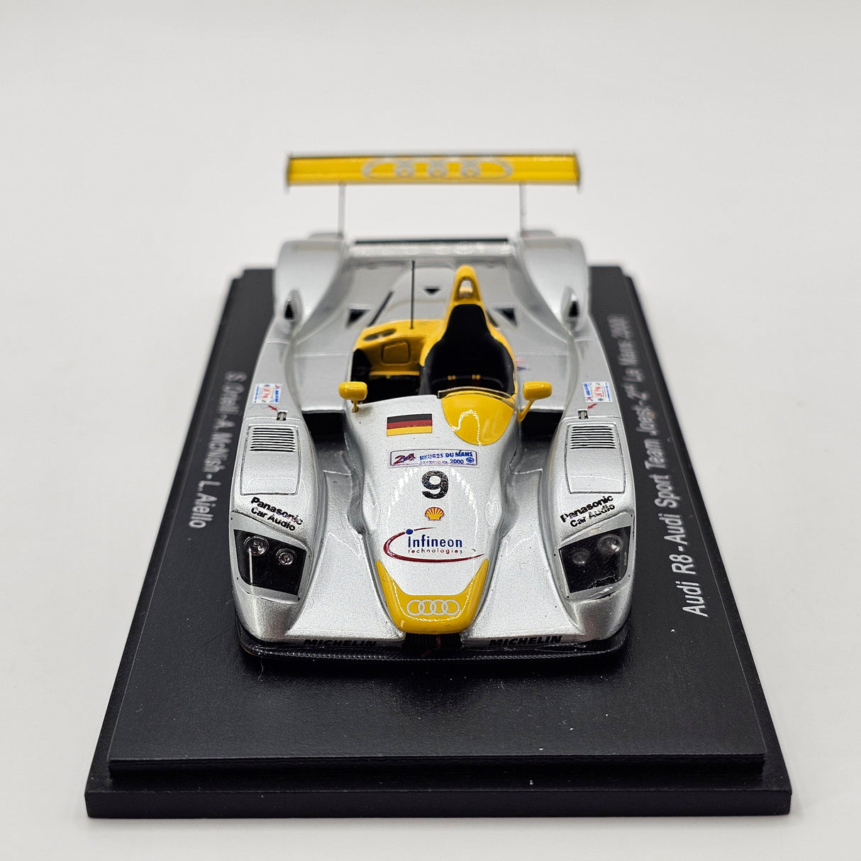Spark Audi R8 LMP900 #9 Audi Sport Team Joest 24Hrs Le Mans 2000 1/43 Scale S3698