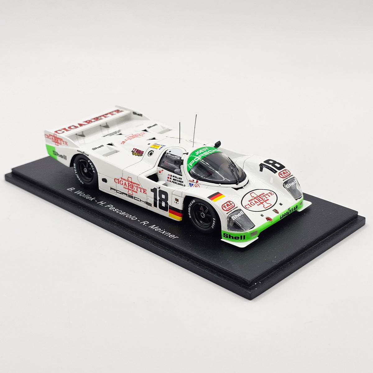 Spark Porsche 962C #18 Joest Porsche Racing 24Hrs Le Mans 1993 1/43 Scale