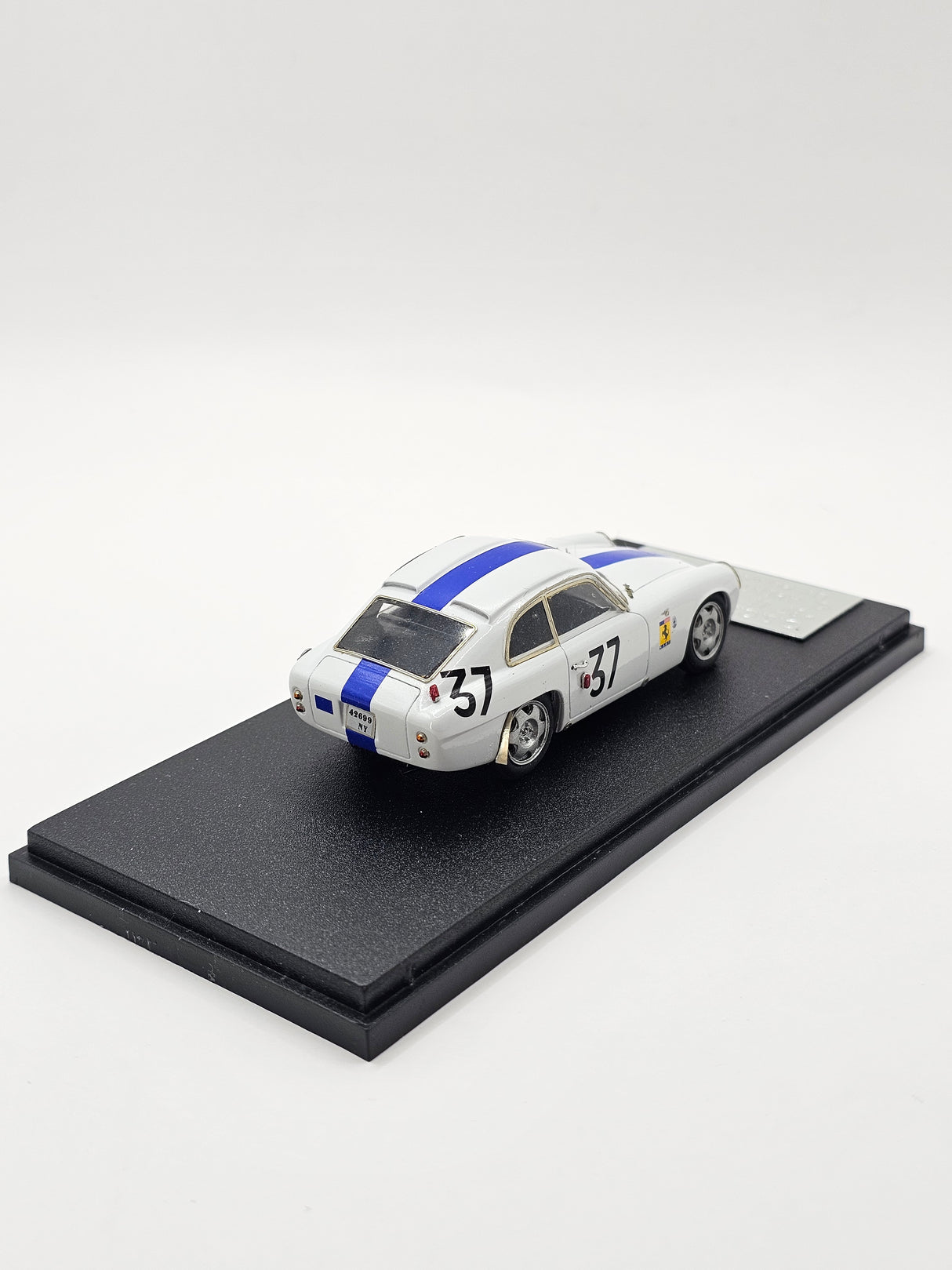 Renaissance OSCA 1600 GT Zagato #37 Automobili O.S.C.A. 24Hrs Le Mans 1962 1/43 Scale