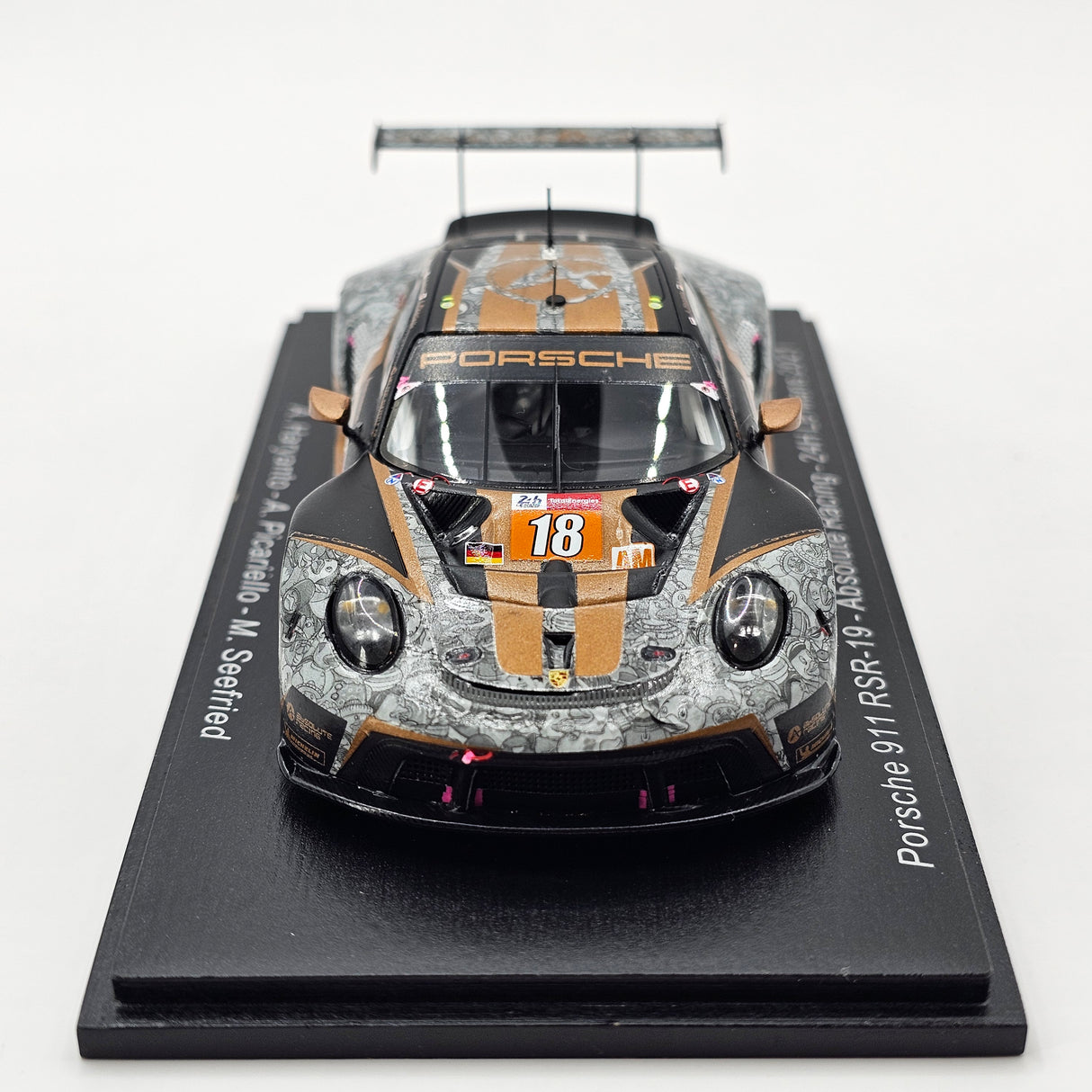 Spark Porsche 911 RSR-19 #18 Absolute Racing 24Hrs Le Mans 2021 1/43 Scale S8265