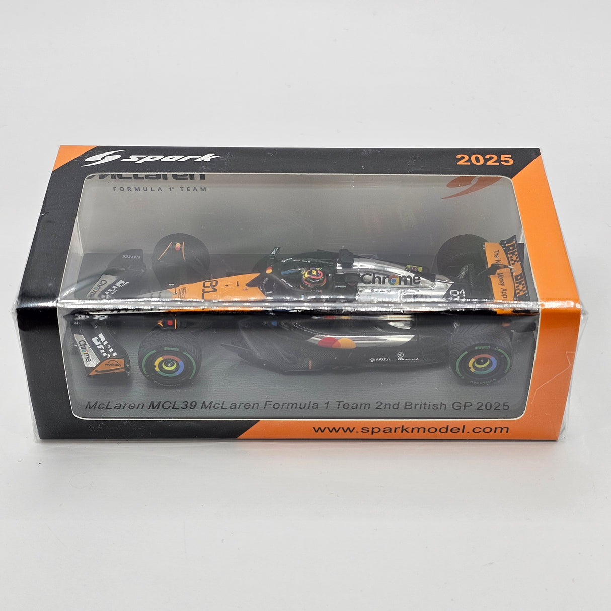 Spark McLaren MCL39 #81 Oscar Piastri British F1 GP 2025 2nd (With Pitboard) 1/43 Scale S9597