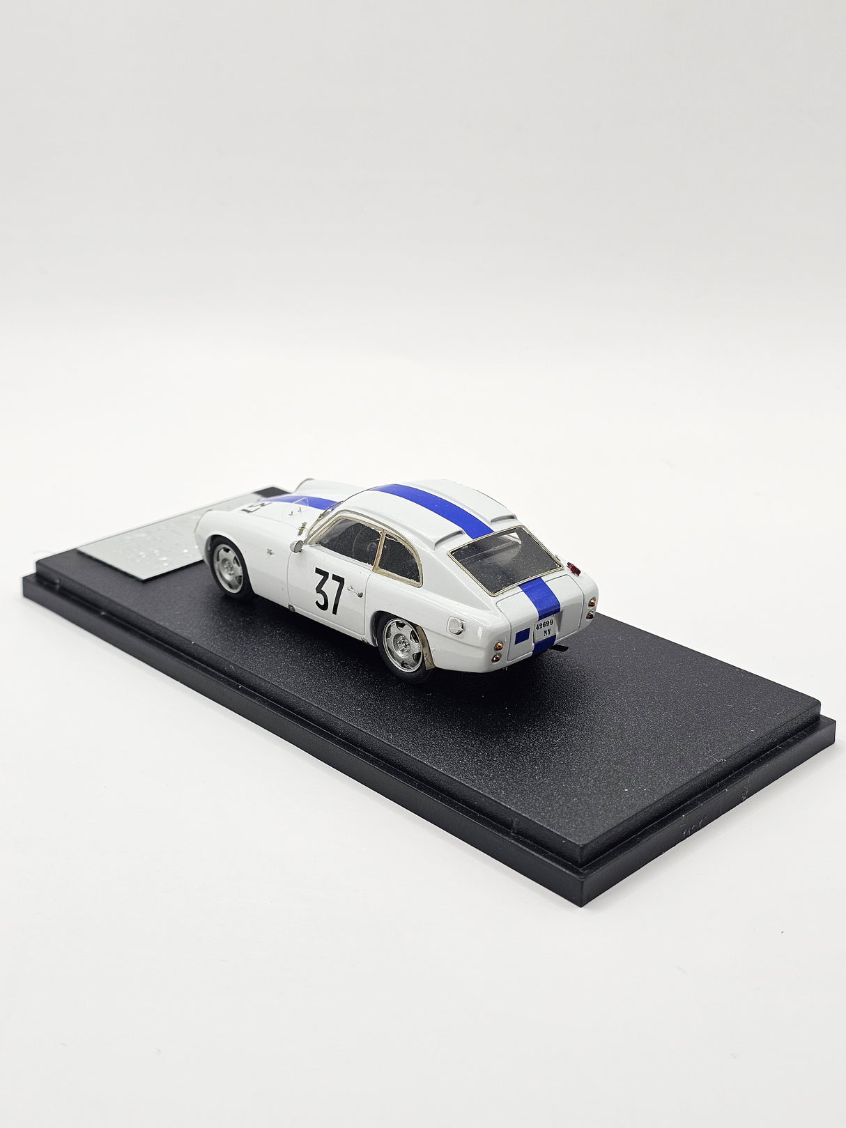 Renaissance OSCA 1600 GT Zagato #37 Automobili O.S.C.A. 24Hrs Le Mans 1962 1/43 Scale