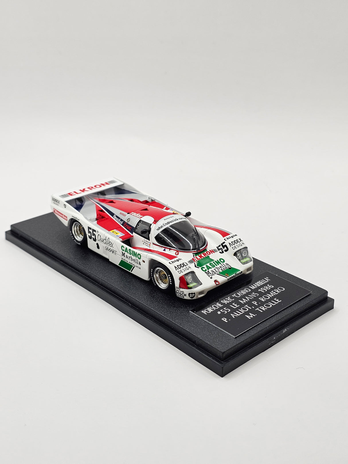 Spark Porsche 962C #55 John Fitzpatrick Racing 24Hrs Le Mans 1986 1/43 Scale S7510