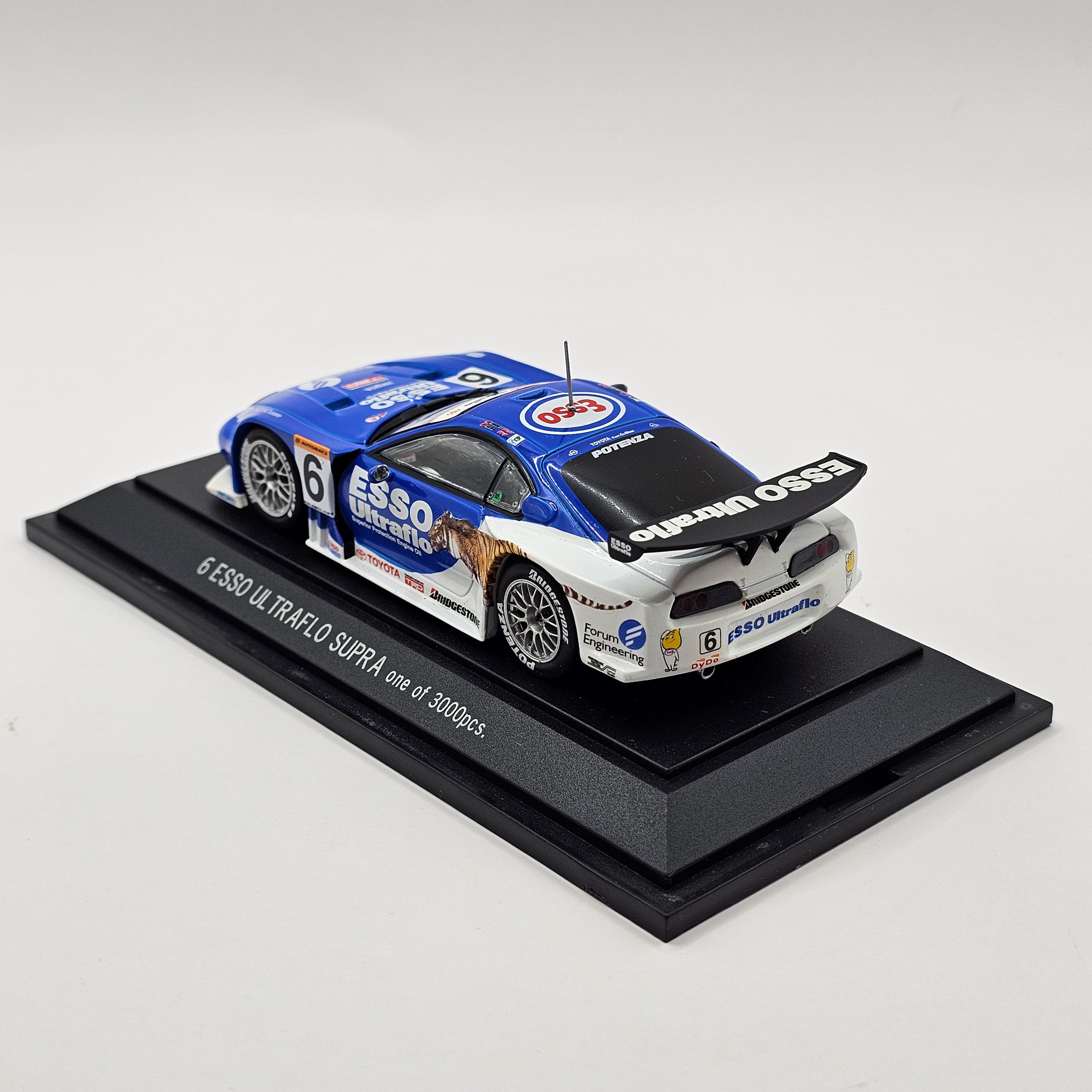 EBBRO Toyota Supra #6 Esso Toyota Team LeMans 2004 JGTC GT500 1/43 Sca