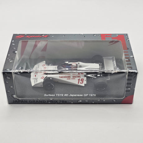 Spark Surtees TS19 #19 Alan Jones 1976 Japanese F1 Grand Prix 1/43 Scale