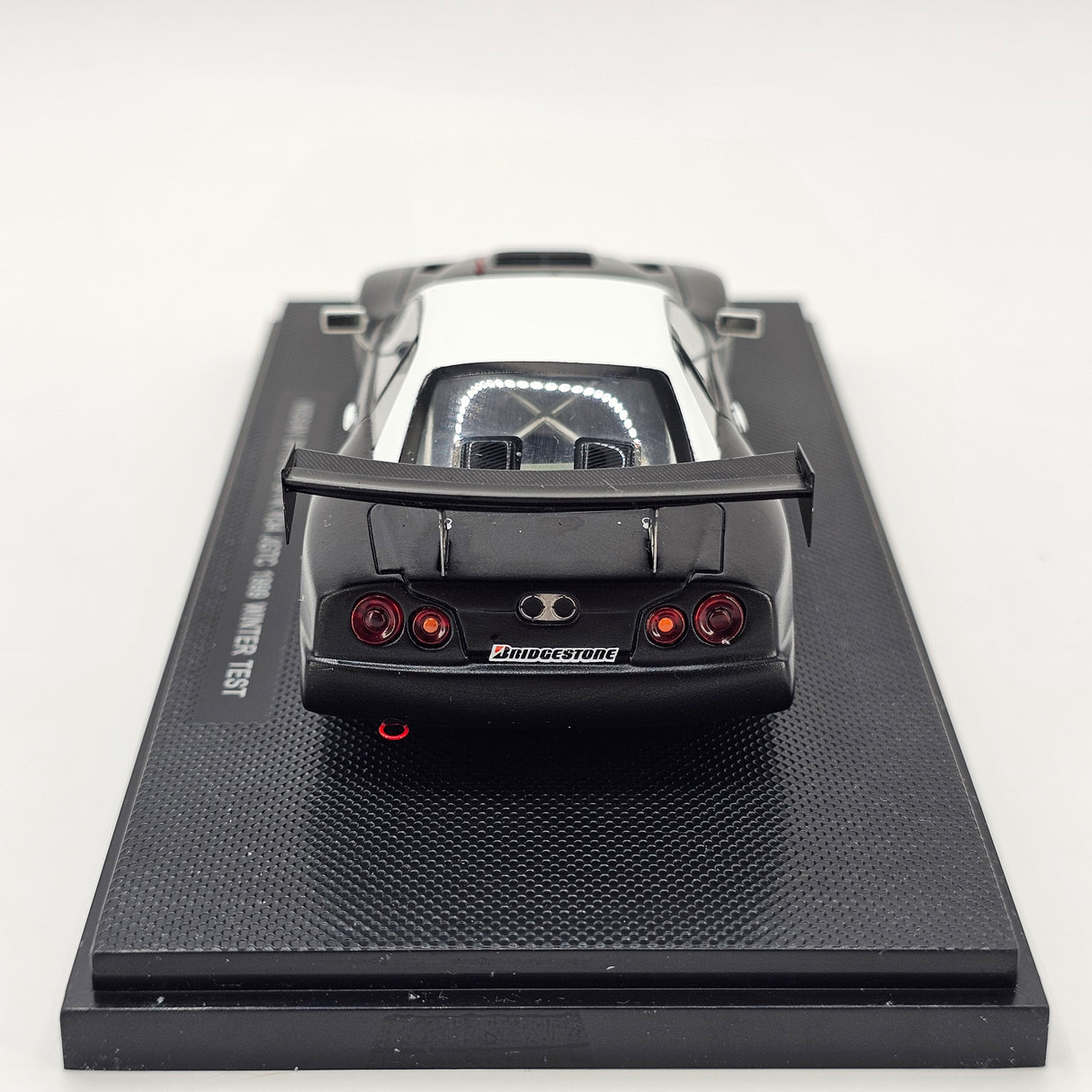 EBBRO P4 Nissan Skyline R34 GT-R NISMO JGTC GT500 1999 Test Car 1/43 Scale