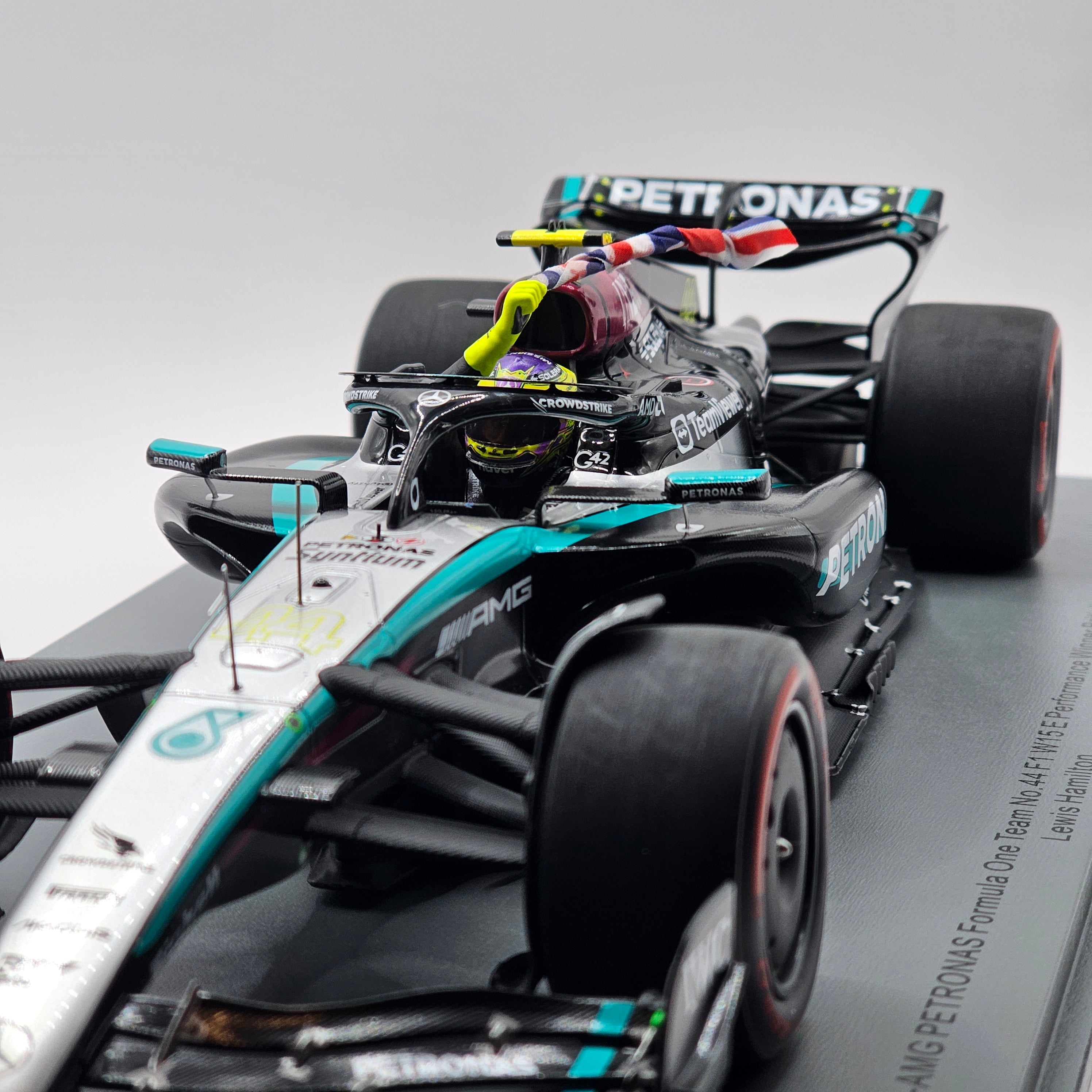 Spark Mercedes-AMG F1 W15 #44 Hamilton Winner British F1 GP 2024 1/18