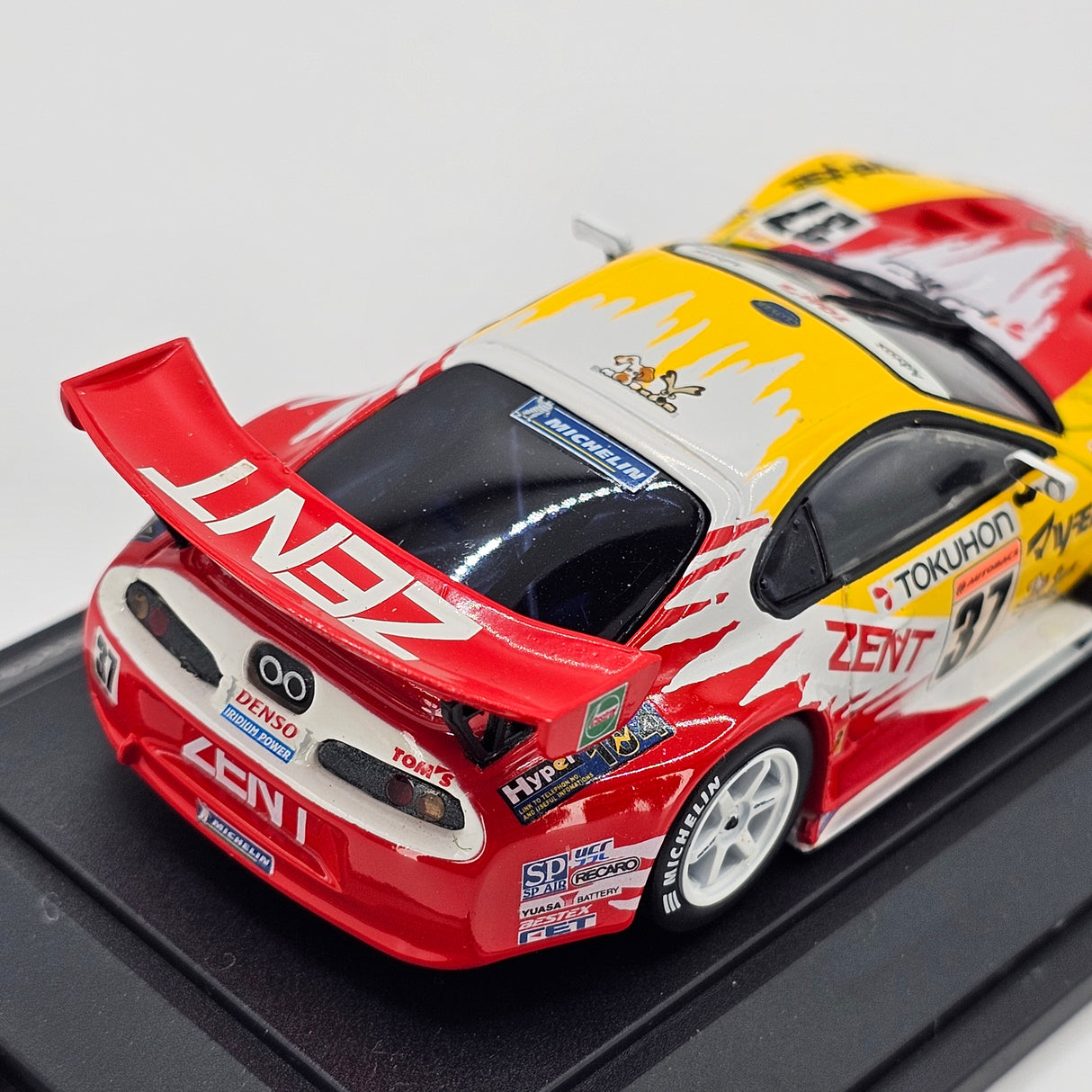 EBBRO Toyota Supra GT500 #37 Zent Toyota Team TOM'S JGTC 2001 1/43 Scale