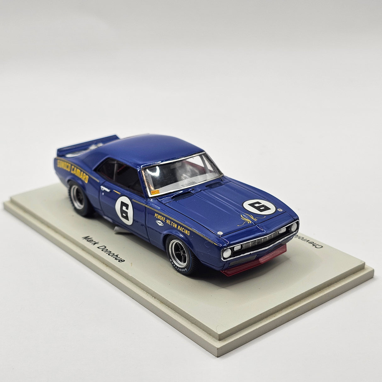 Spark Chevrolet Camaro Z28 #6 Penske-Hilton Racing Trans Am 1968 Winner 1/43 Scale S2601