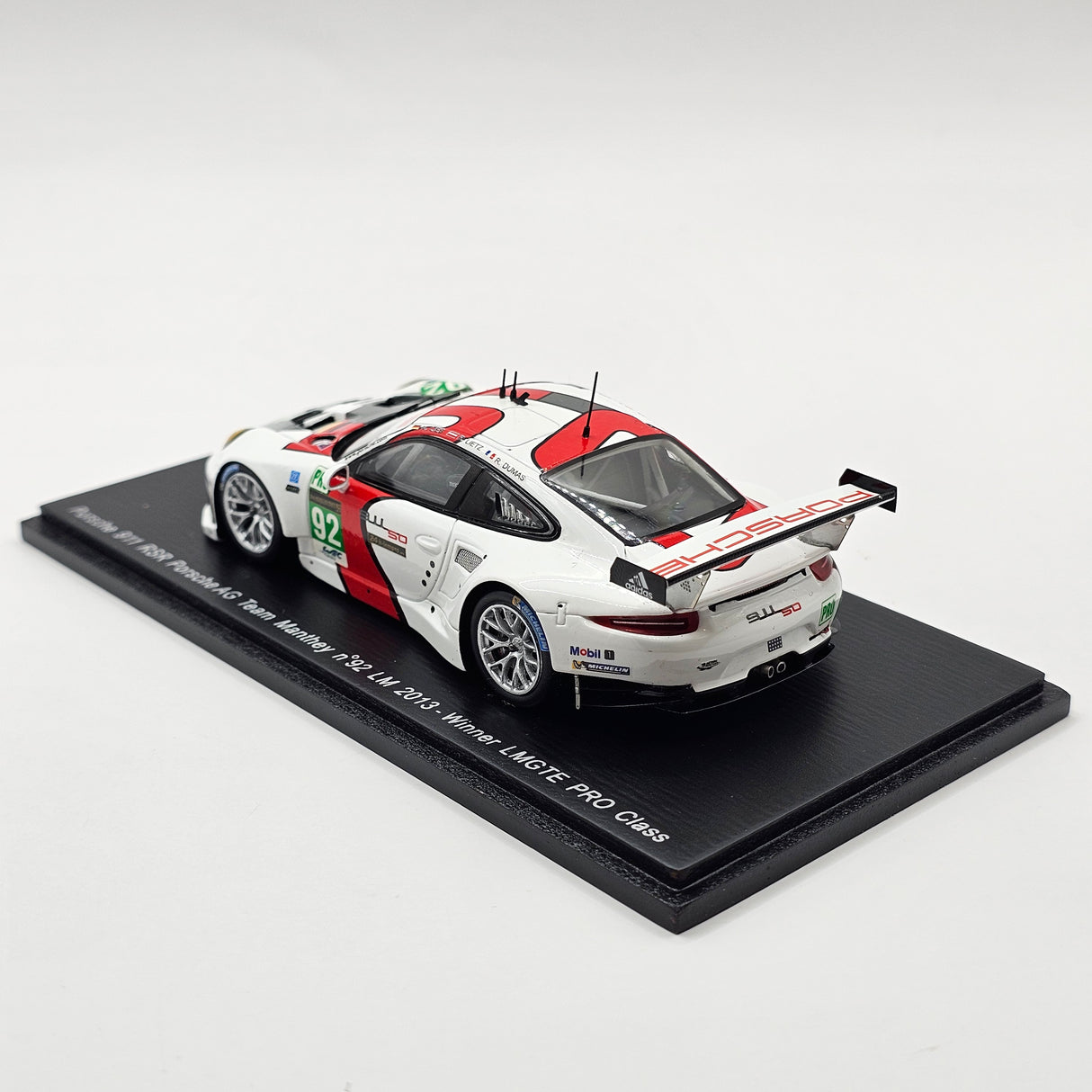Spark Porsche 911 RSR #92 Team Manthey 2013 24Hrs Le Mans GTE Pro Win 1/43 Scale