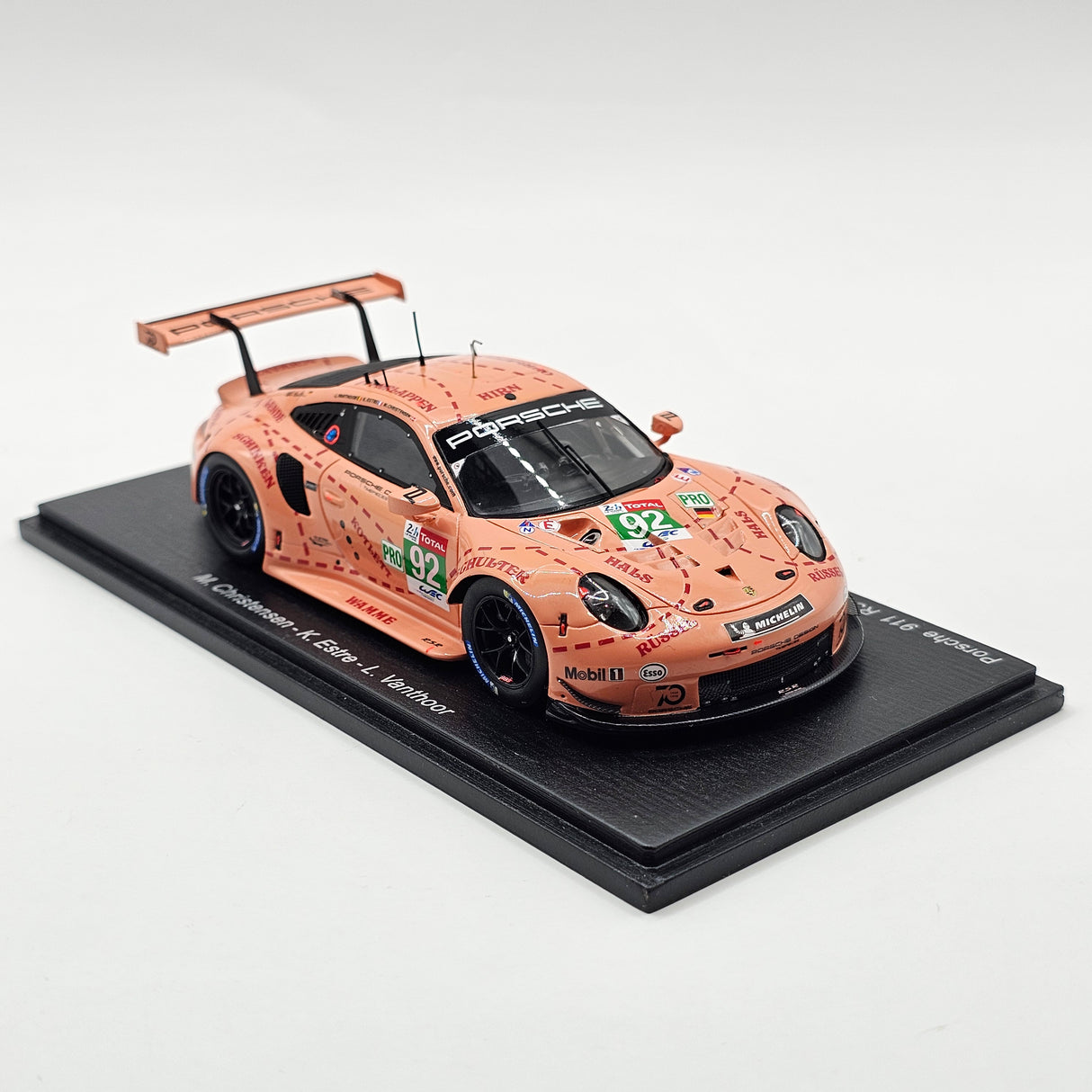 Spark Porsche 911 RSR #92 Porsche GT Team 24Hrs Le Mans 2018 1/43 Scale S7033