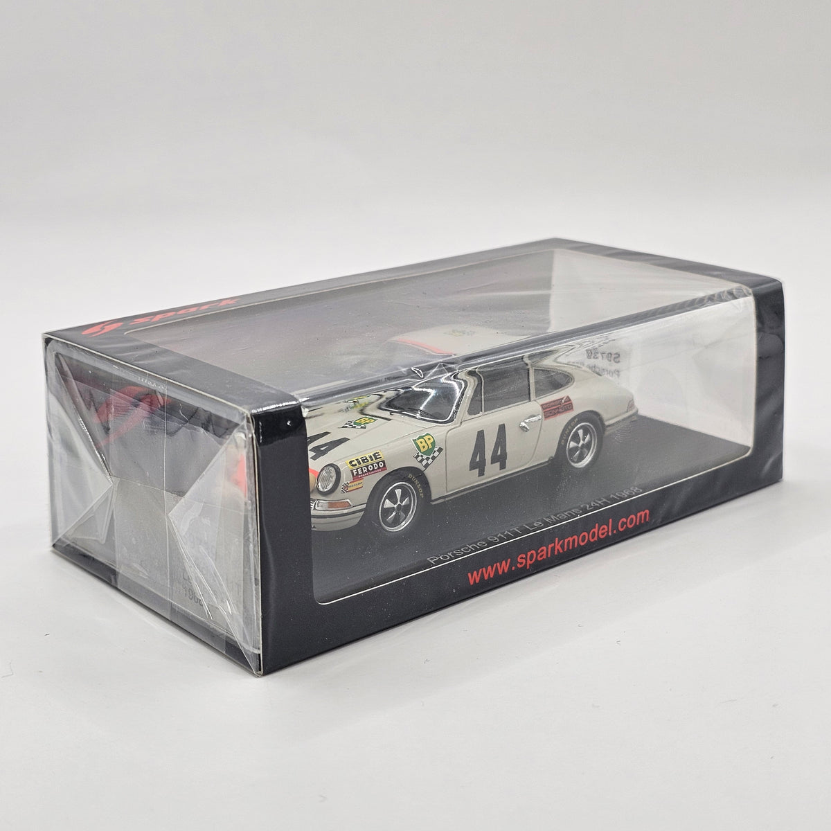 Spark Porsche 911T #44 Auguste Veuillet 24Hrs Le Mans 1968 1/43 Scale S9739